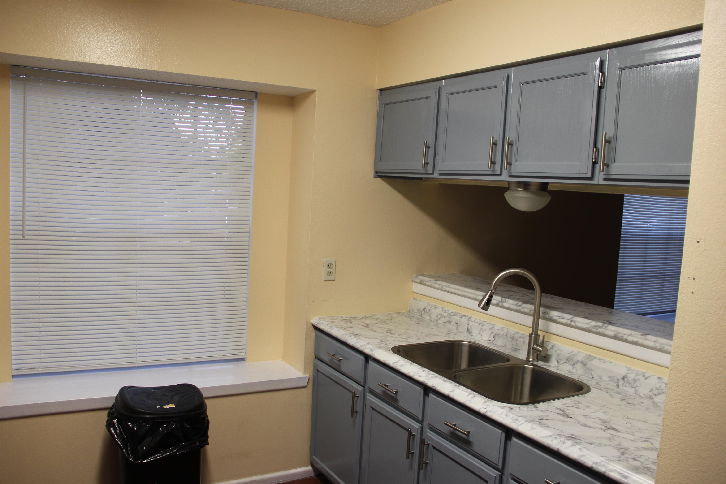1801 Denmark Ln Property Photo 23