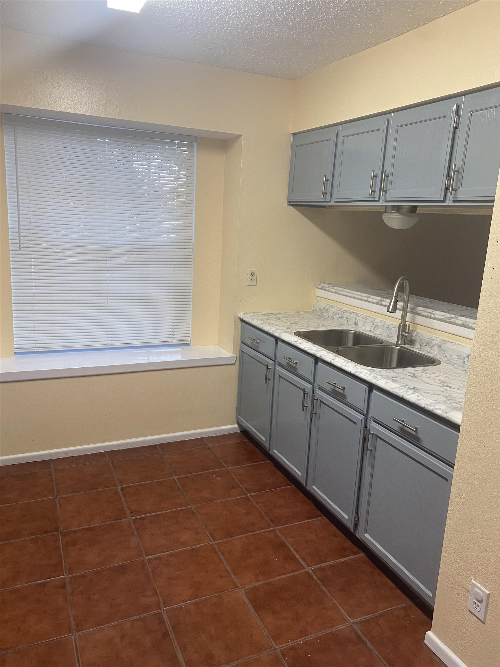 1801 Denmark Ln Property Photo 32