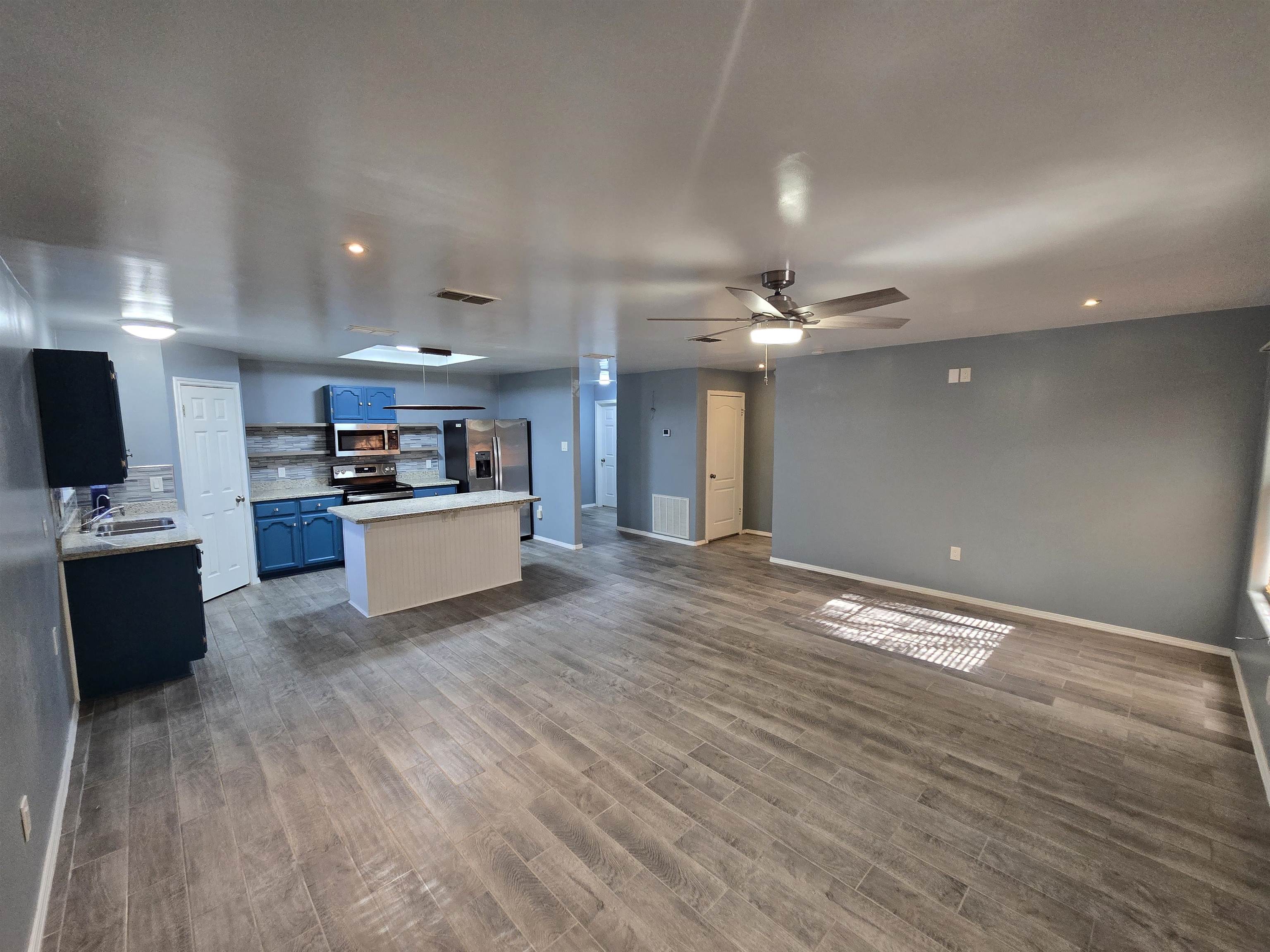8527 Michigan Ave Property Photo 3