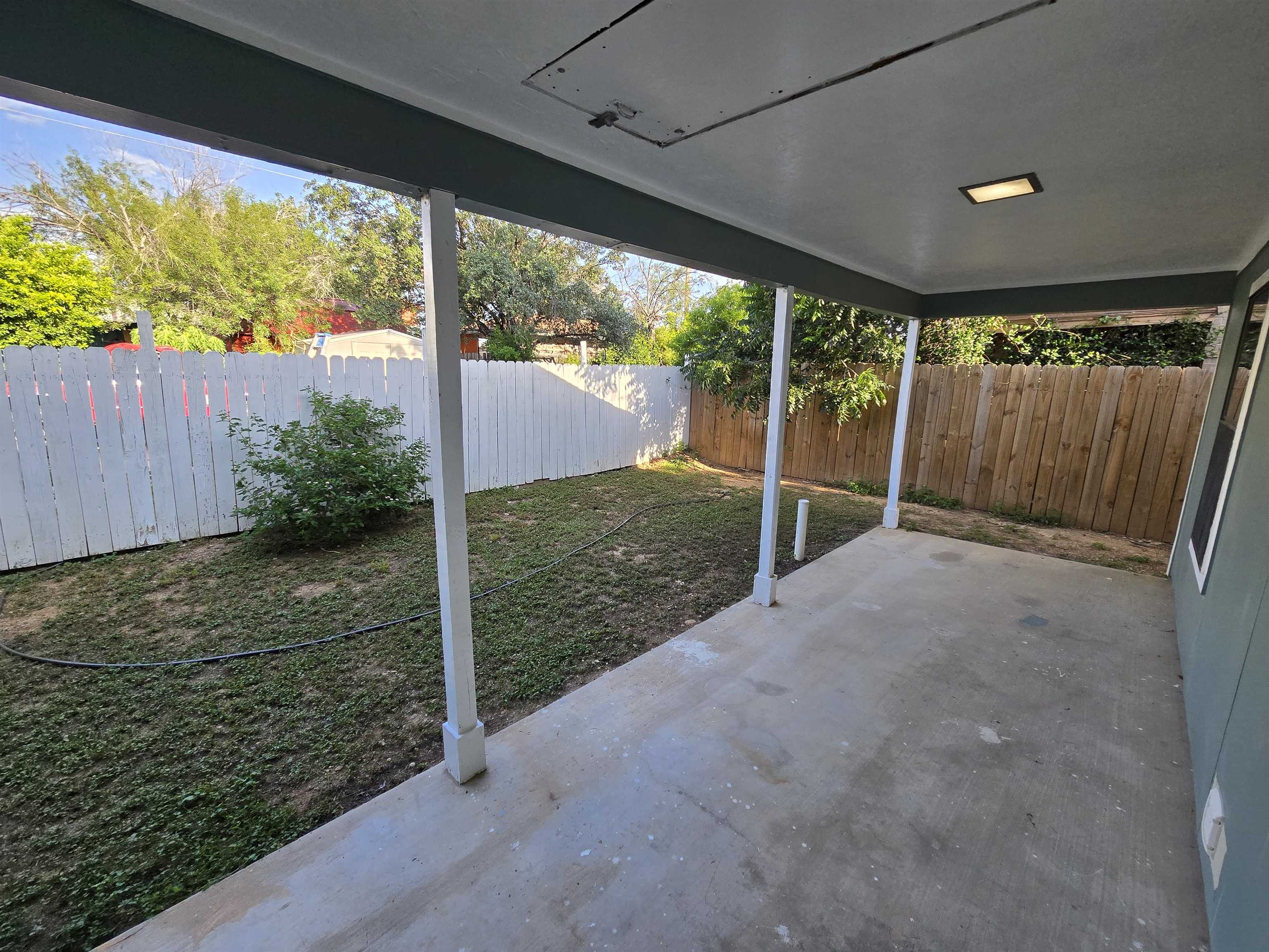 8527 Michigan Ave Property Photo 18