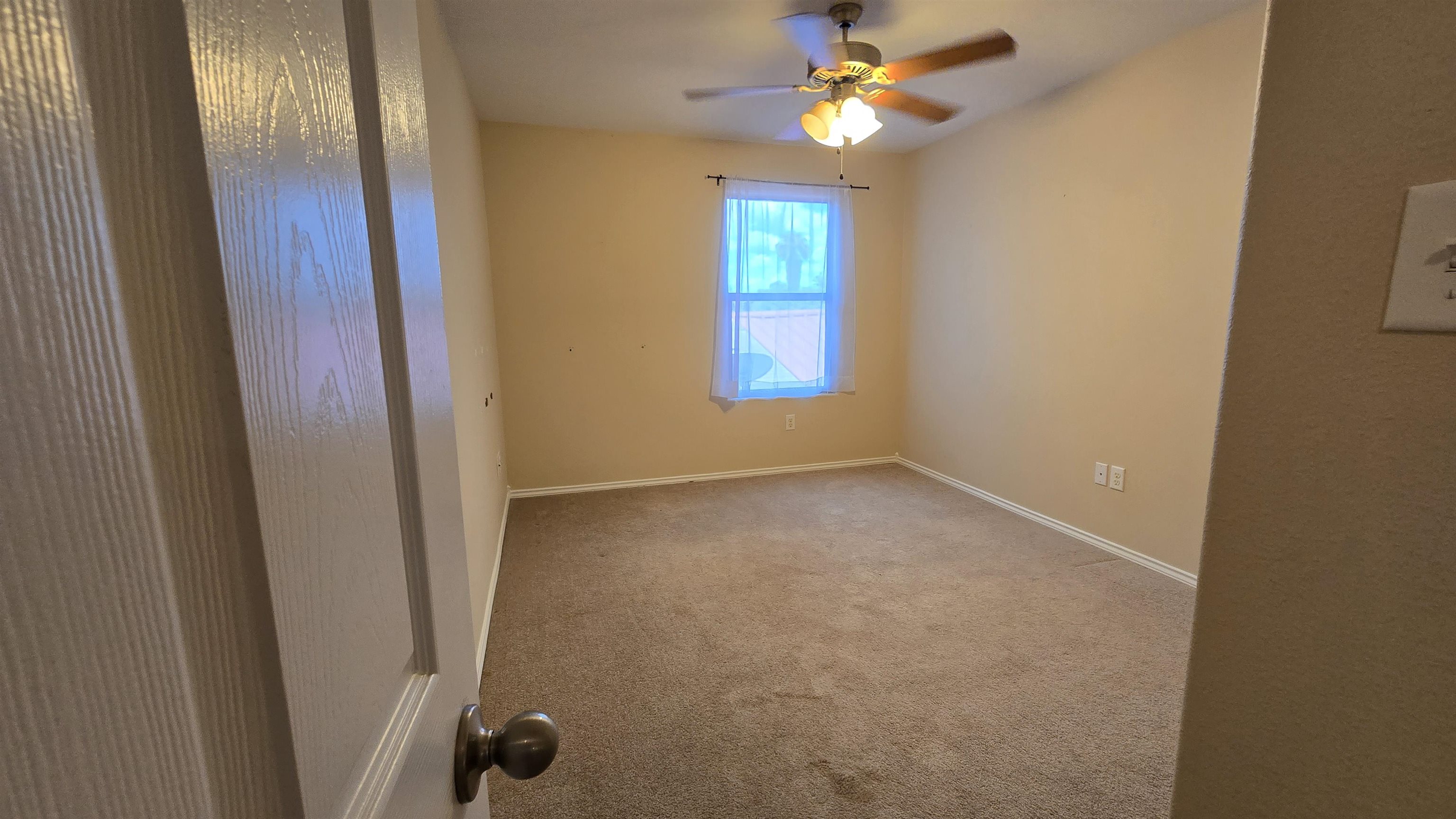 4301 Caroline St Property Photo 18