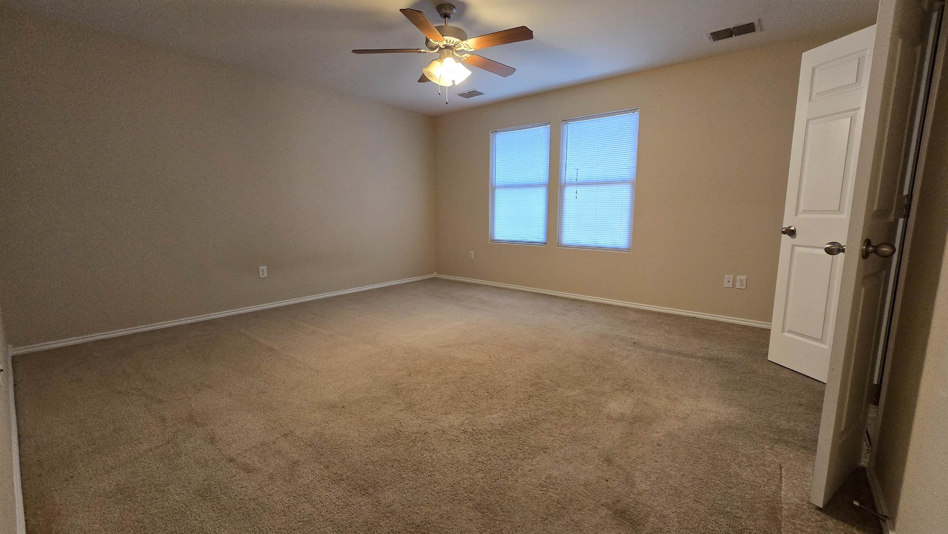 4301 Caroline St Property Photo 22
