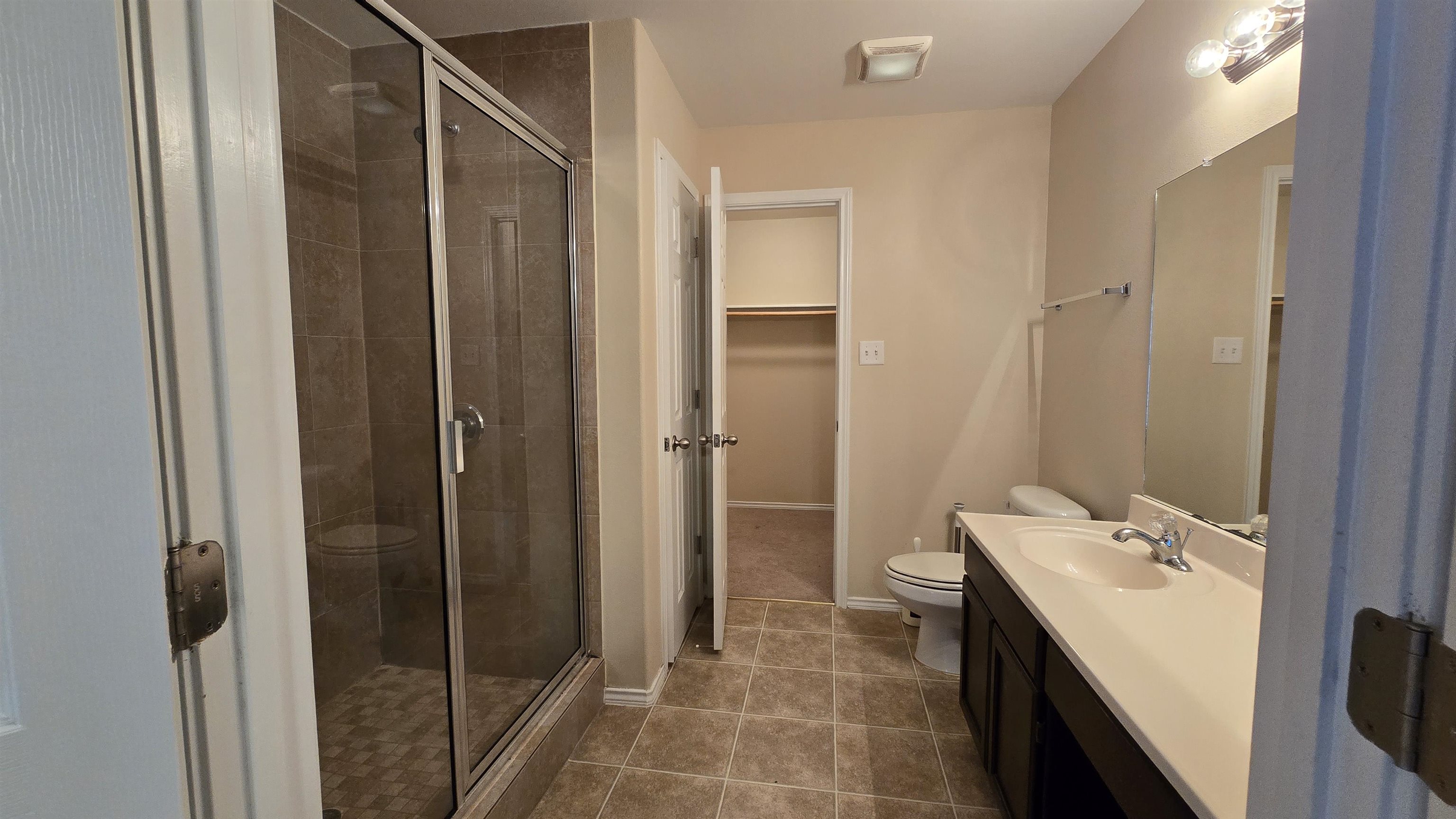 4301 Caroline St Property Photo 23