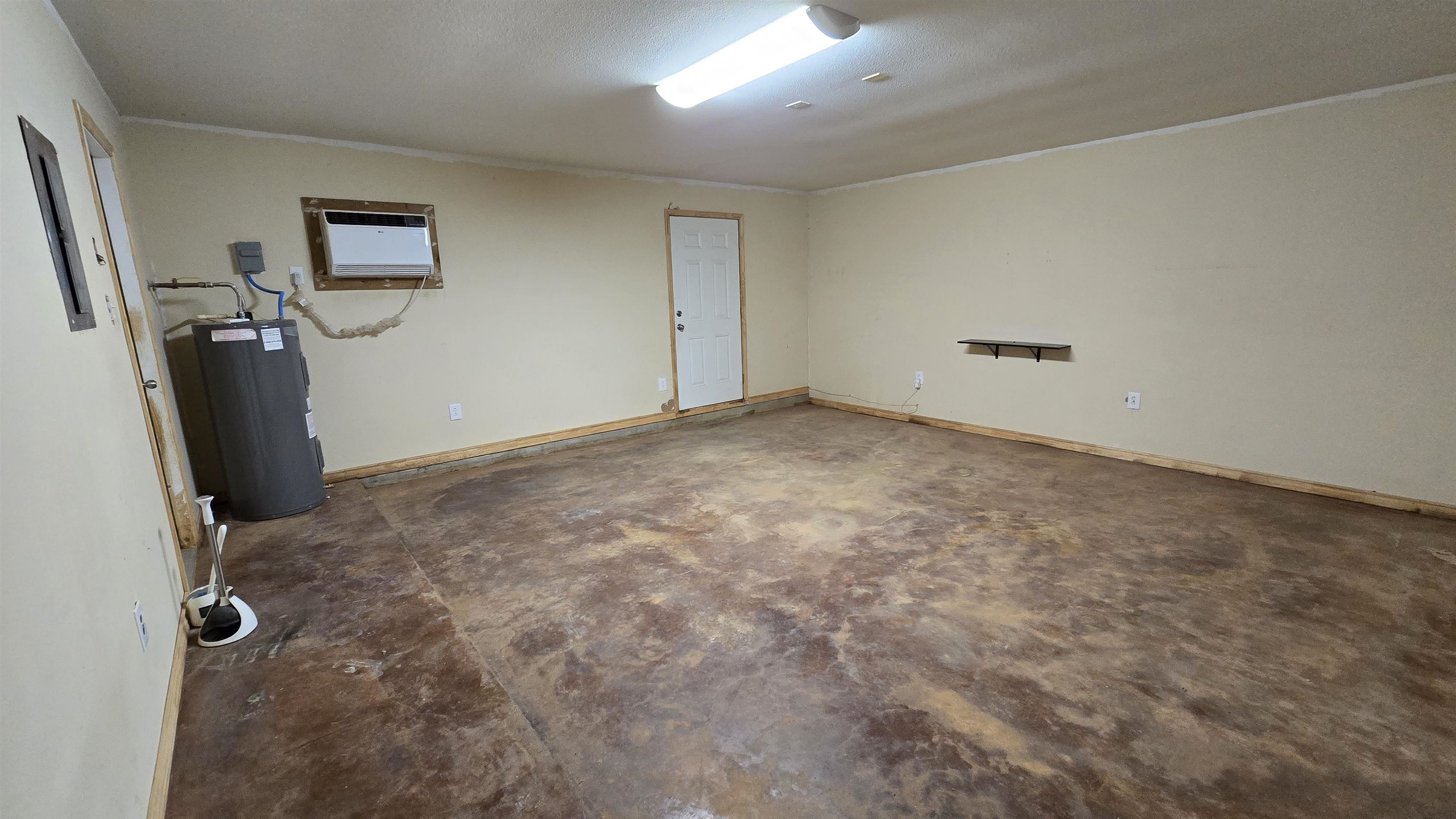 4301 Caroline St Property Photo 29