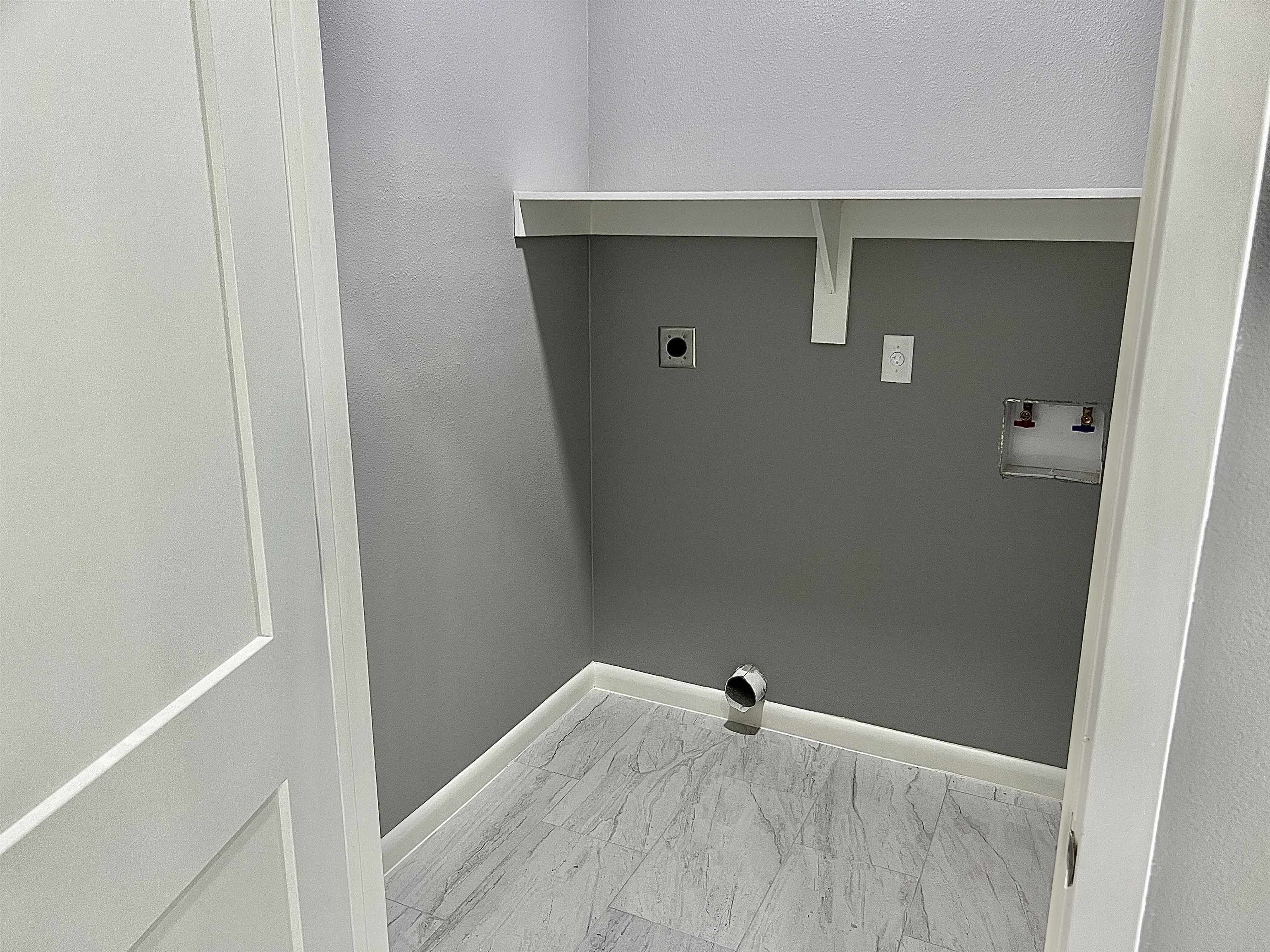3511 Pine St Property Photo 13