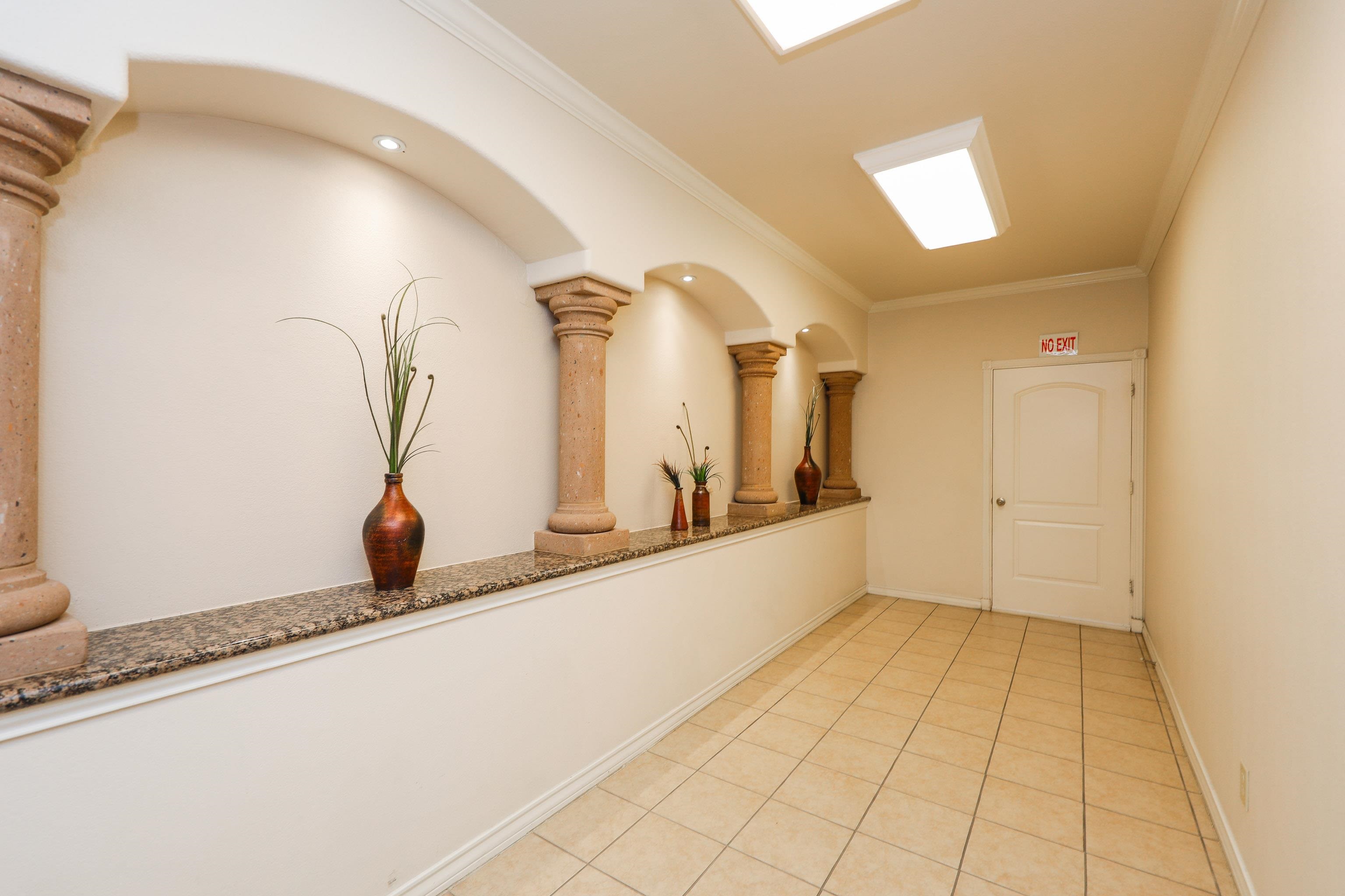 5809 East Dr Property Photo 6