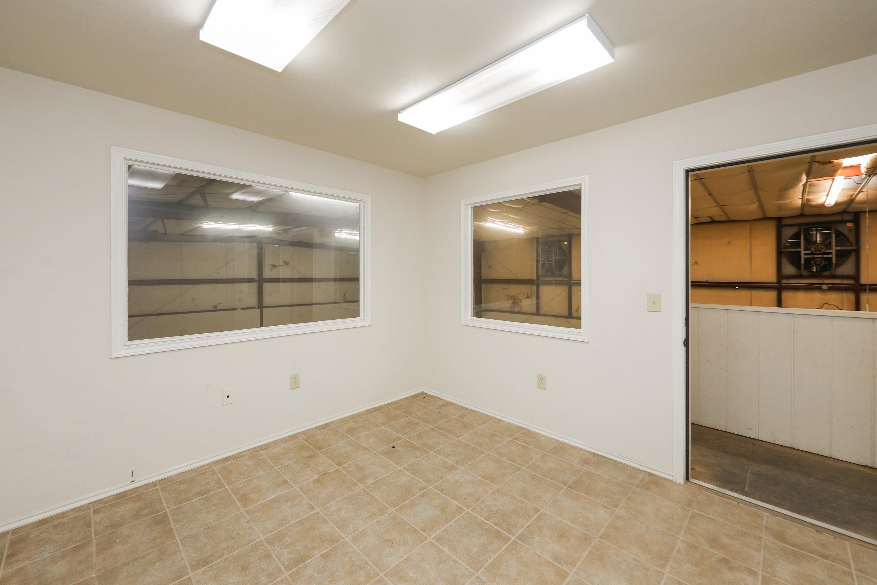 5809 East Dr Property Photo 28