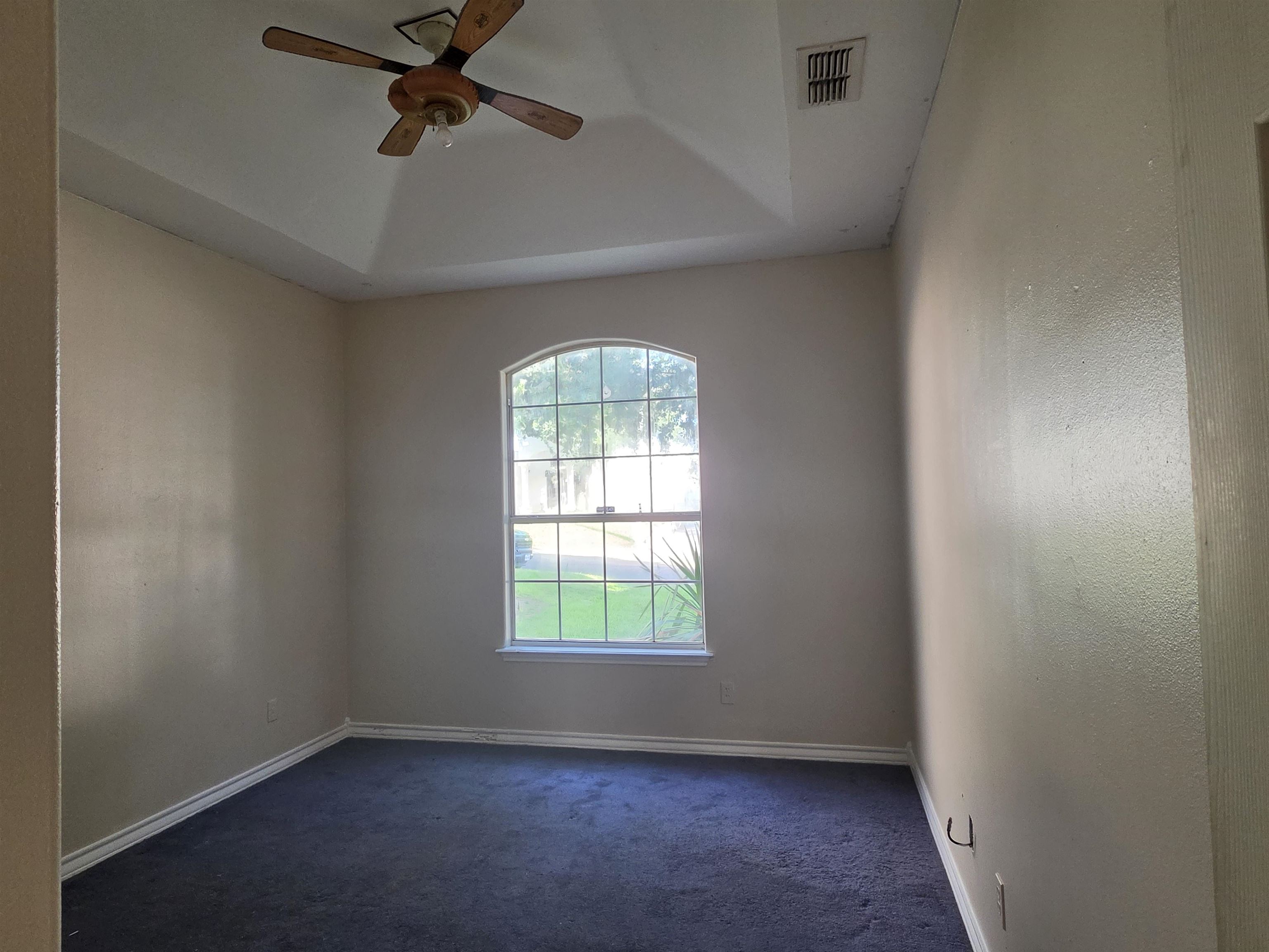 246 Westham Dr Property Photo 14