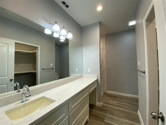 5510 Moses Lp. Property Photo 11