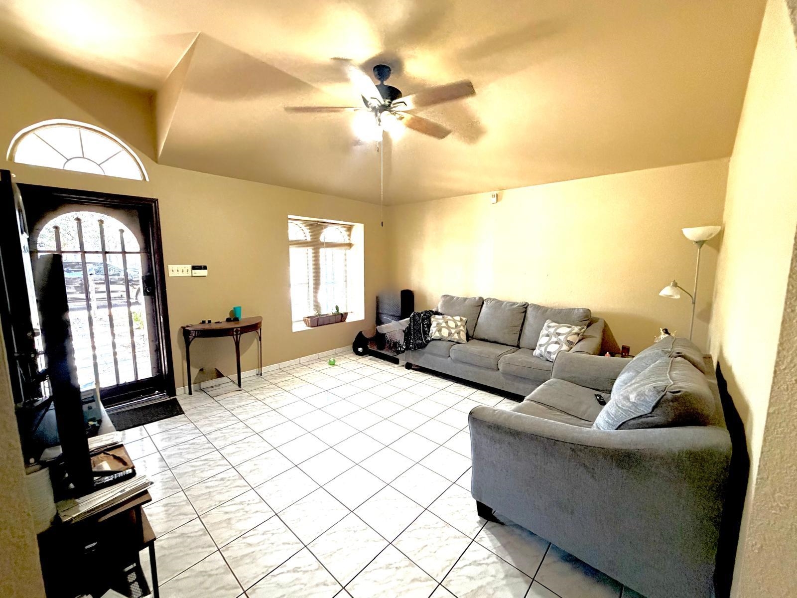 3611 Cancun Lp Property Photo 4