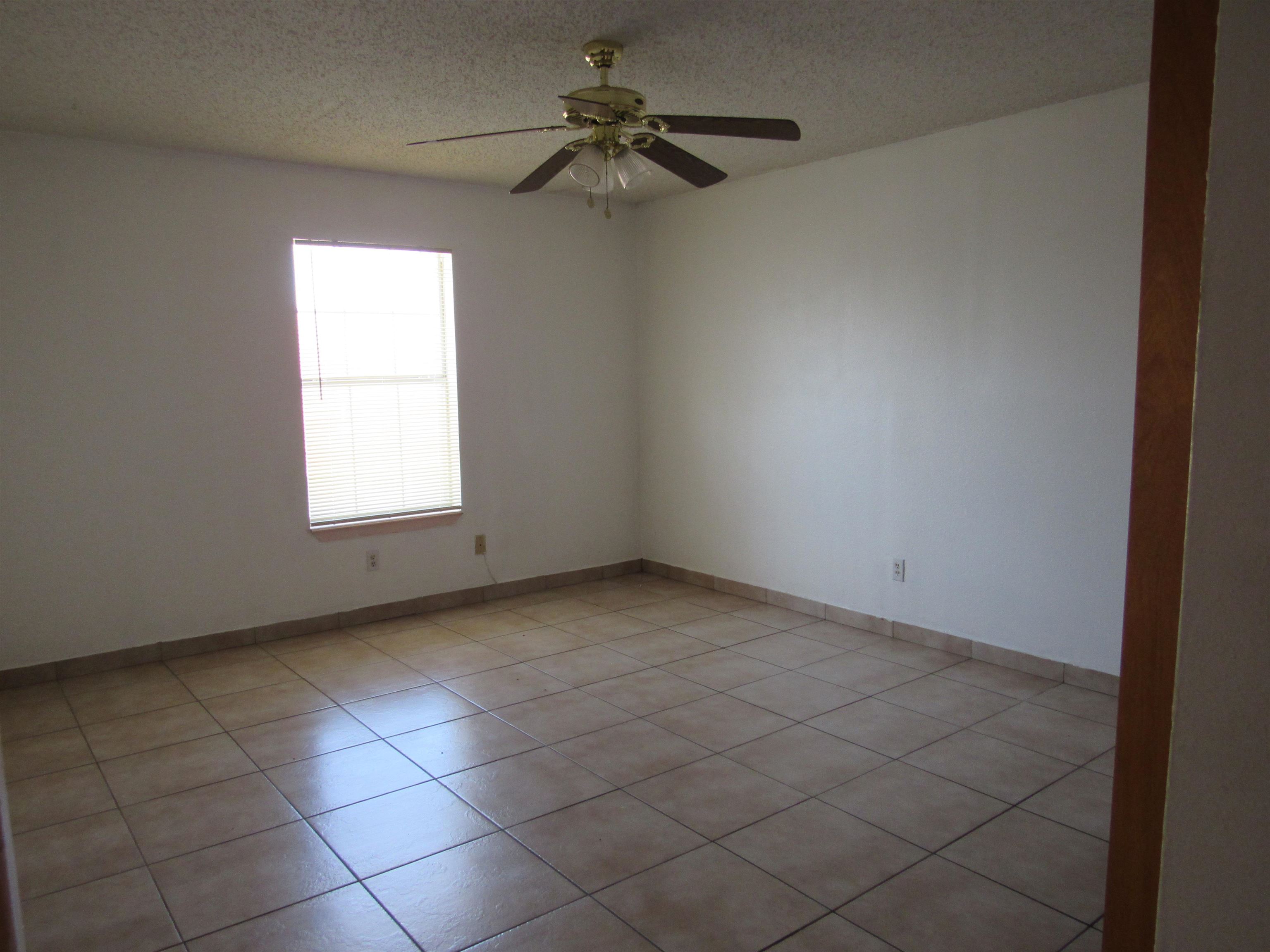 2819 Guerrero St #5 Property Photo 6