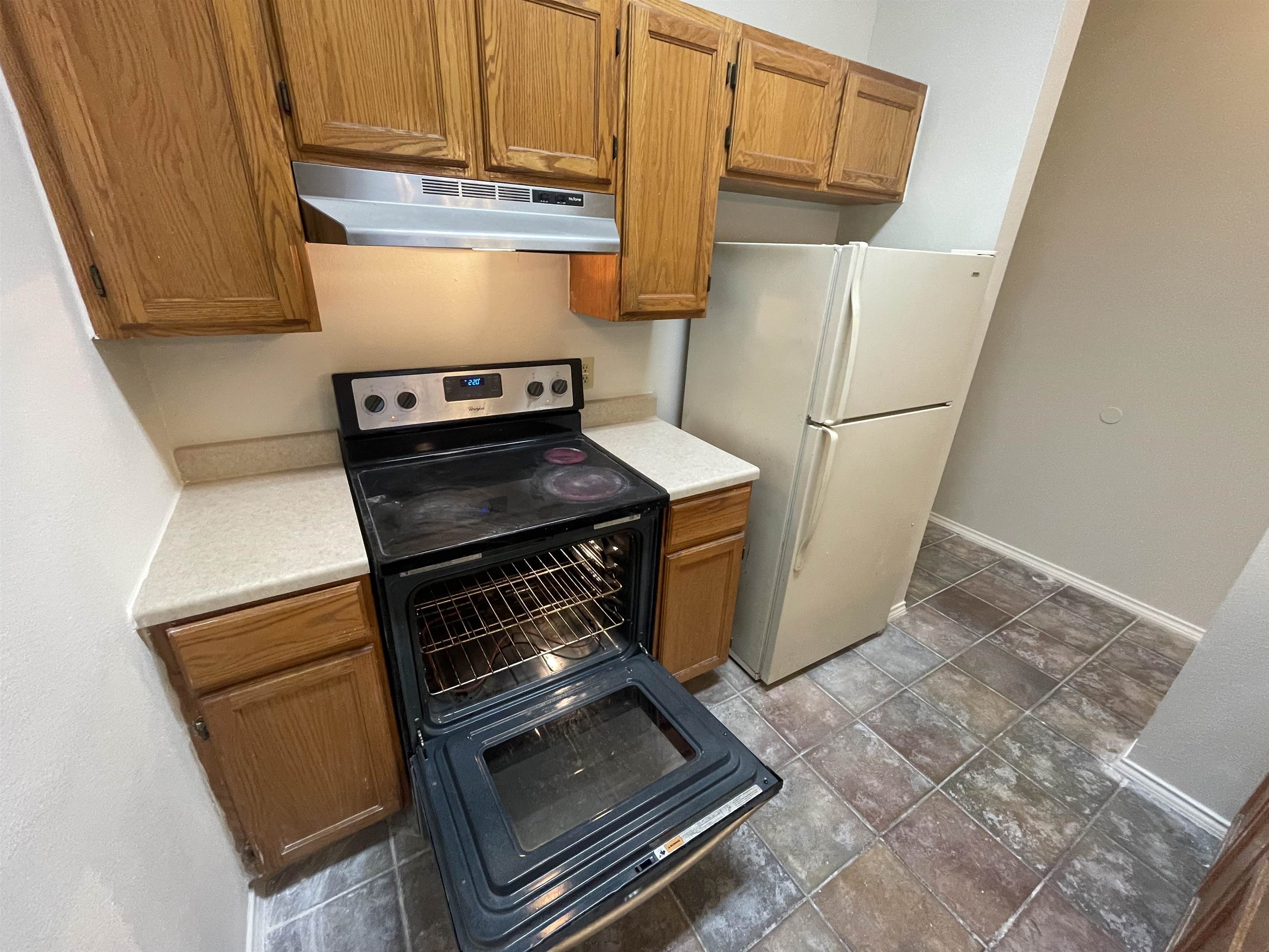 511 Shiloh Dr 1 Property Photo 4
