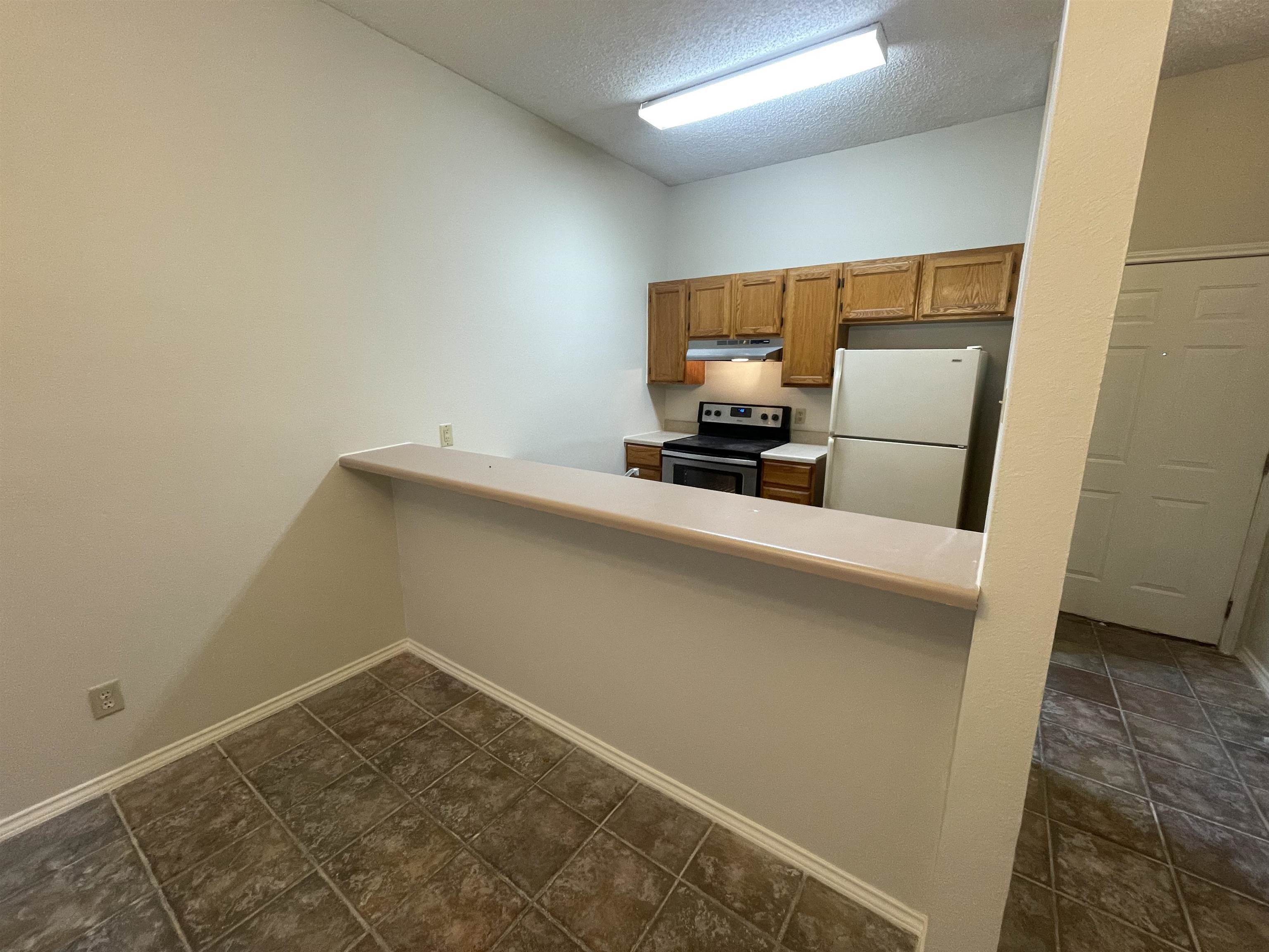 511 Shiloh Dr 1 Property Photo 7