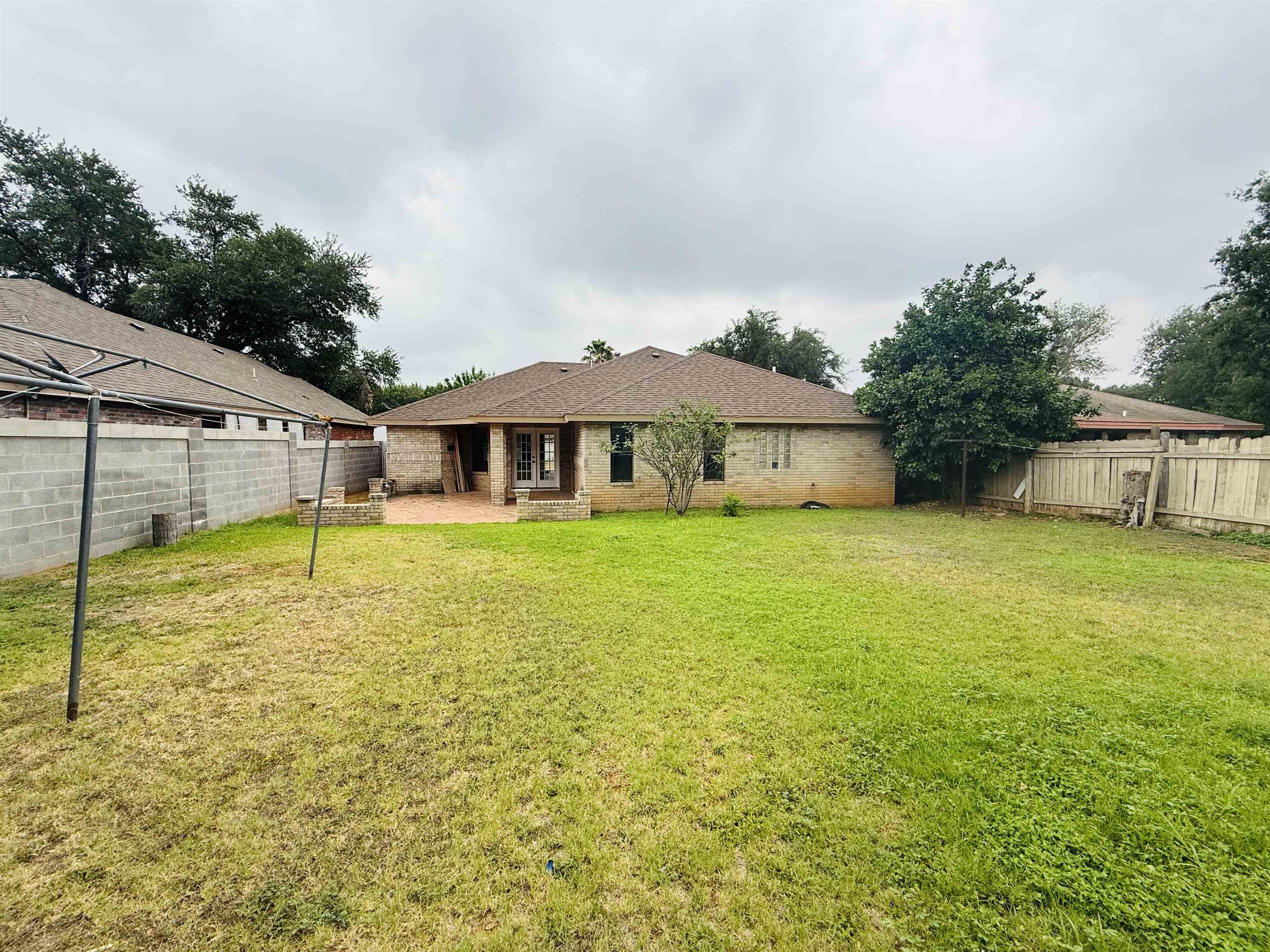 1214 St Patrick Dr Property Photo 26
