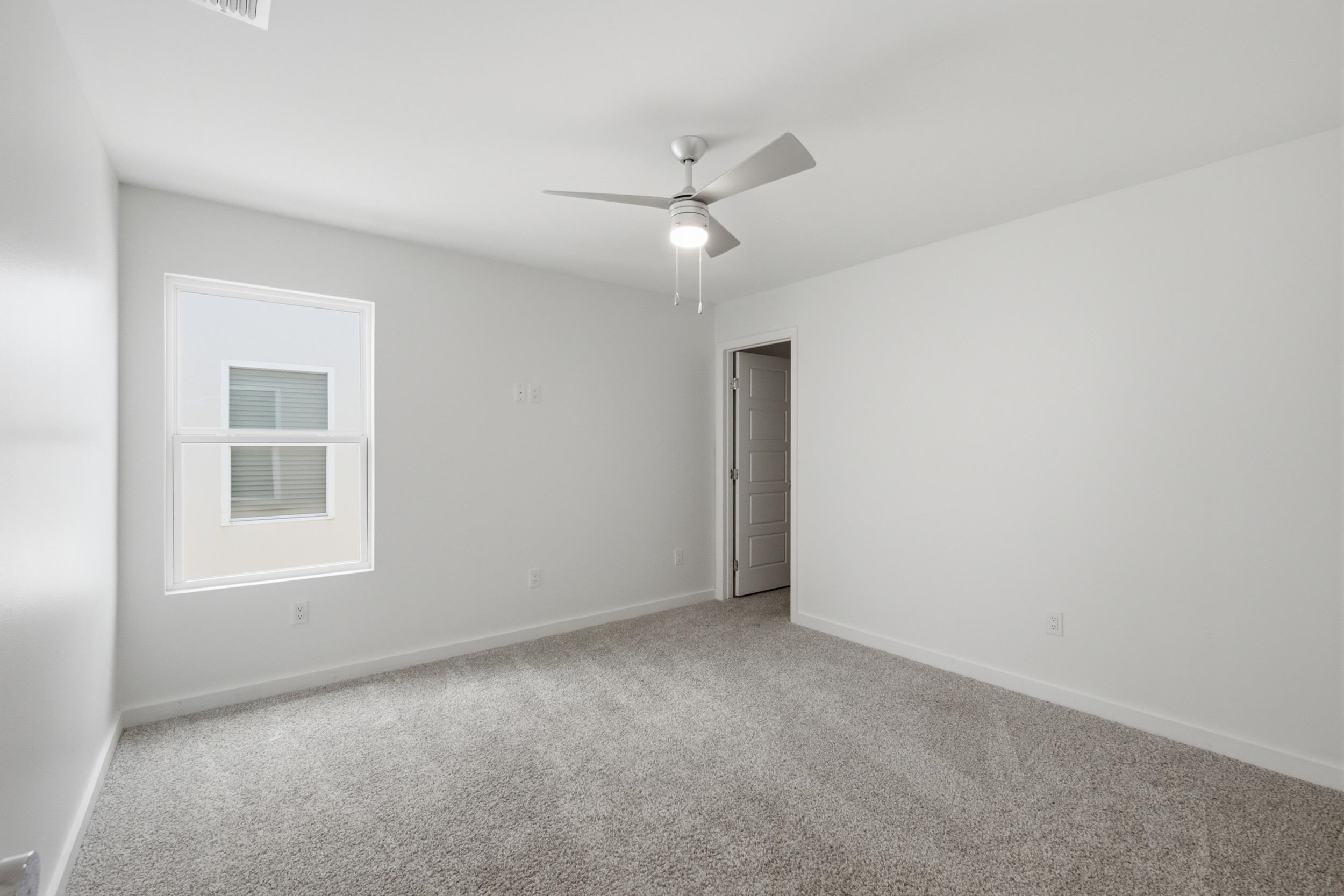 416 Deer Path Loop Property Photo 32