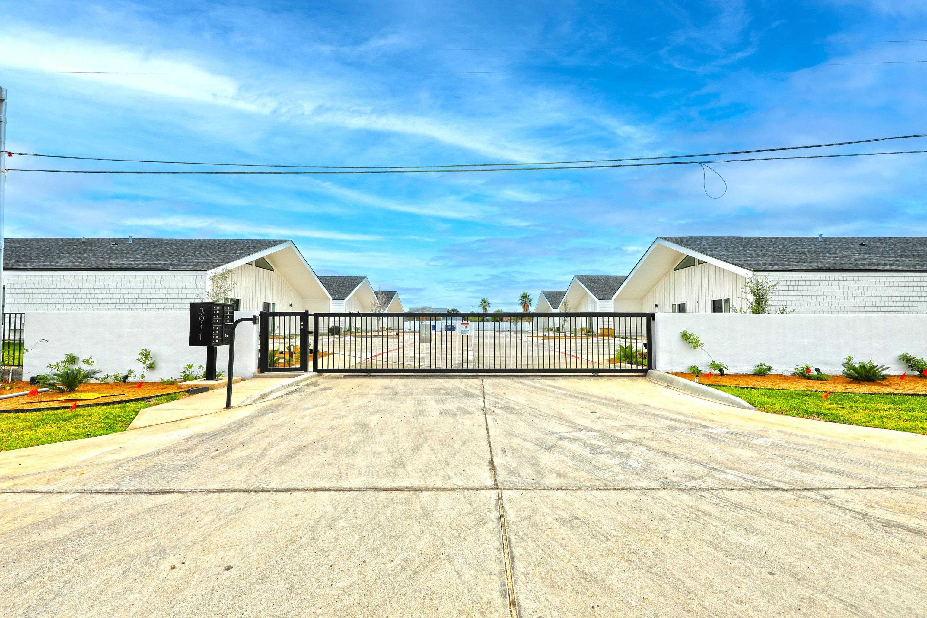 3911 Casa Blanca Lake Rd 7 Property Photo 34