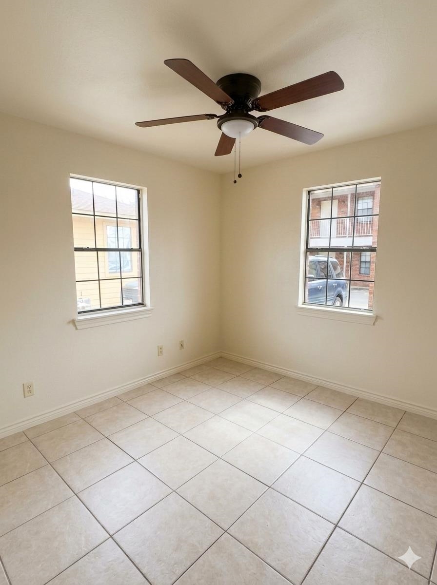 2407 Pierce St Property Photo 14