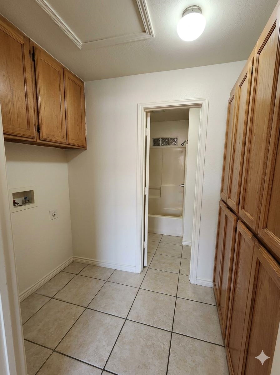2407 Pierce St Property Photo 16