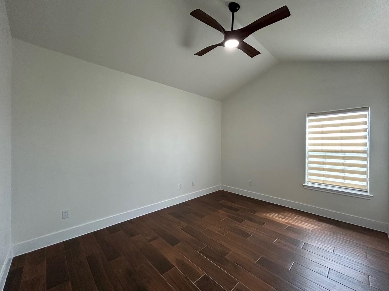2445 Monarch Dr 801 Property Photo 18