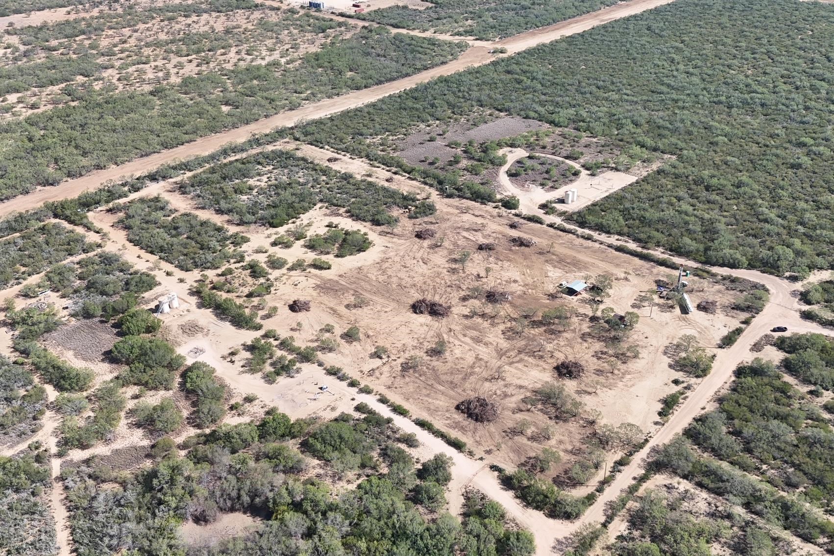 630 Los Huisaches Rd. Property Photo 5