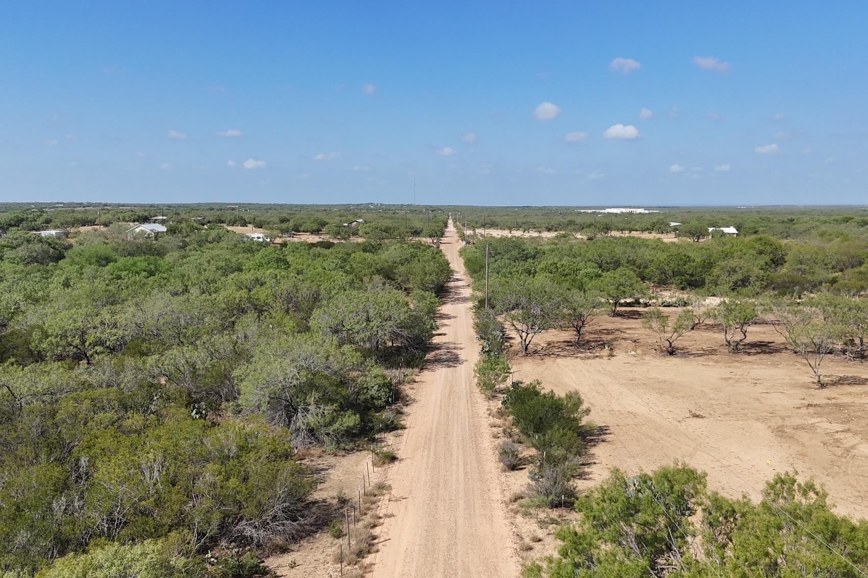 630 Los Huisaches Rd. Property Photo 16
