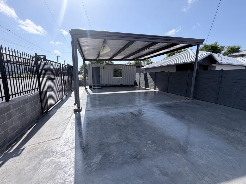 101 Corpus Christi St Property Photo 1