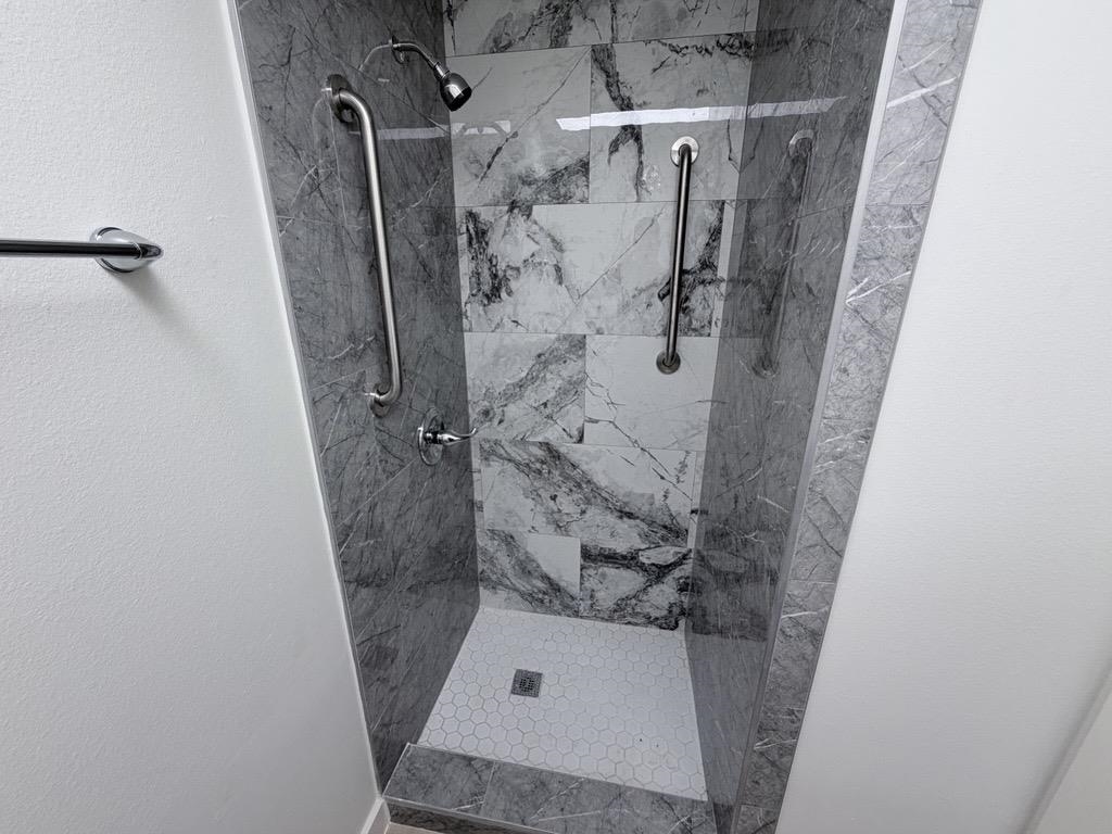 101 Corpus Christi St Property Photo 6