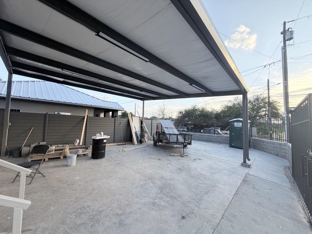 101 Corpus Christi St Property Photo 11