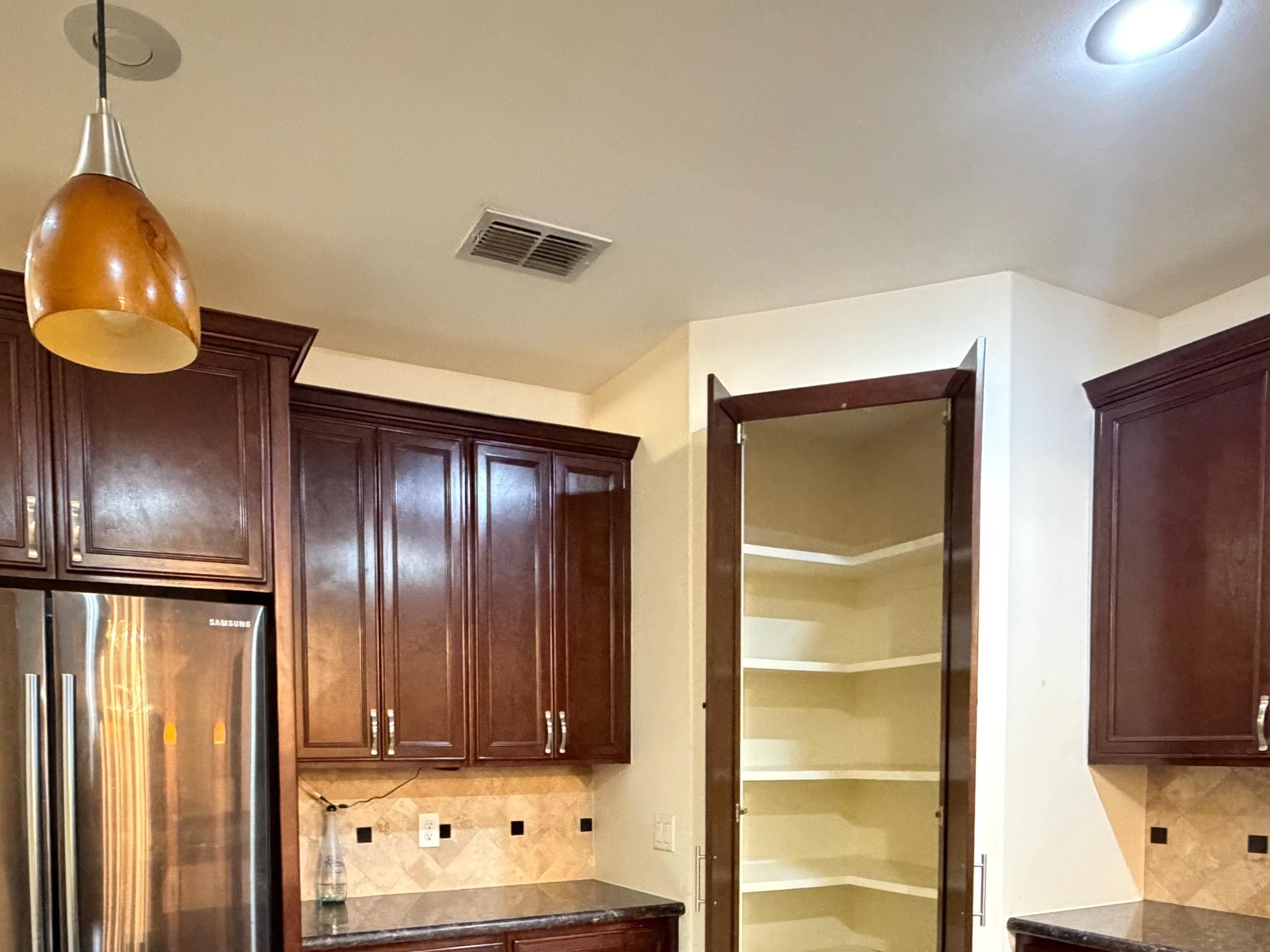 180 Lake Carnegie Ct. Property Photo 19