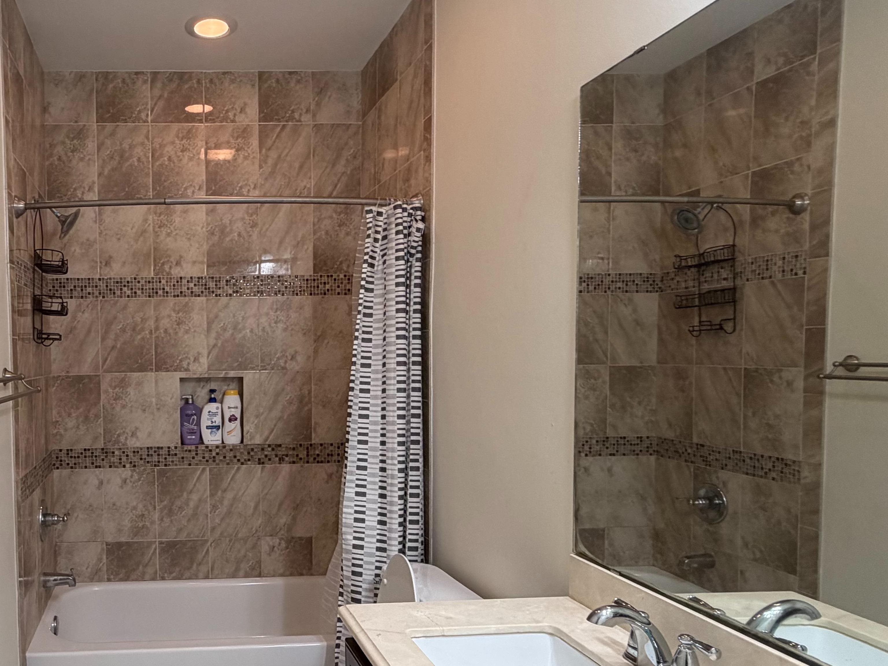 180 Lake Carnegie Ct. Property Photo 27