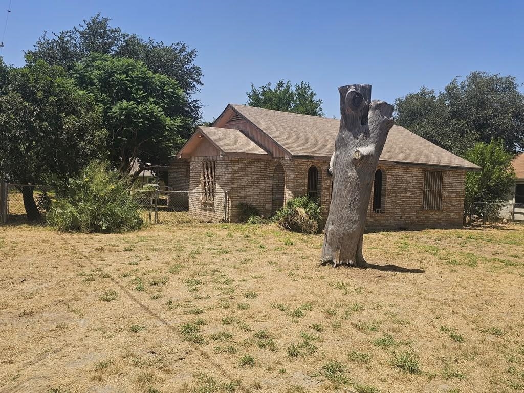 1819 Gustavus St Property Photo 1