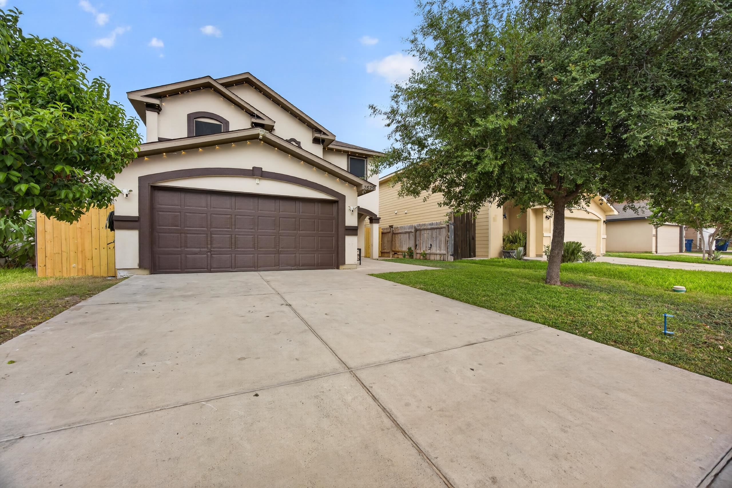 3629 Jose C Santos Dr Property Photo 2