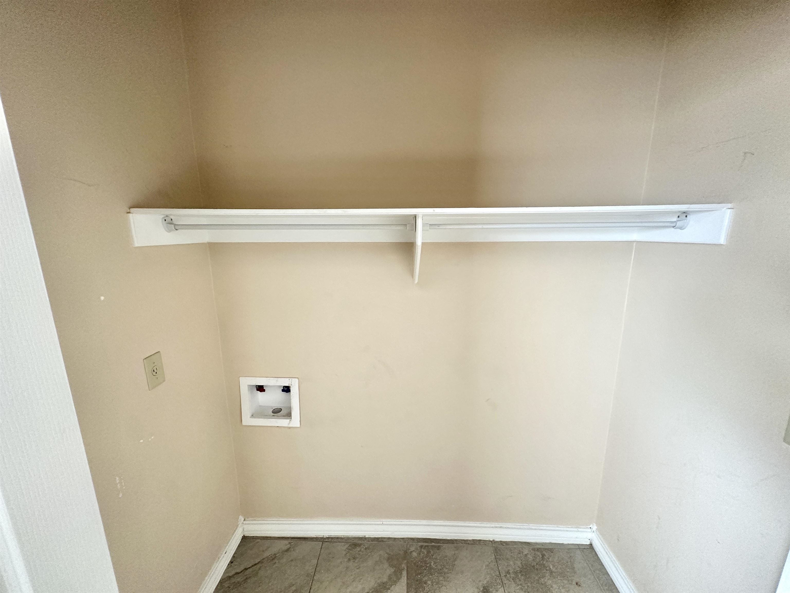 4246 Dorel Dr 21 Property Photo 5