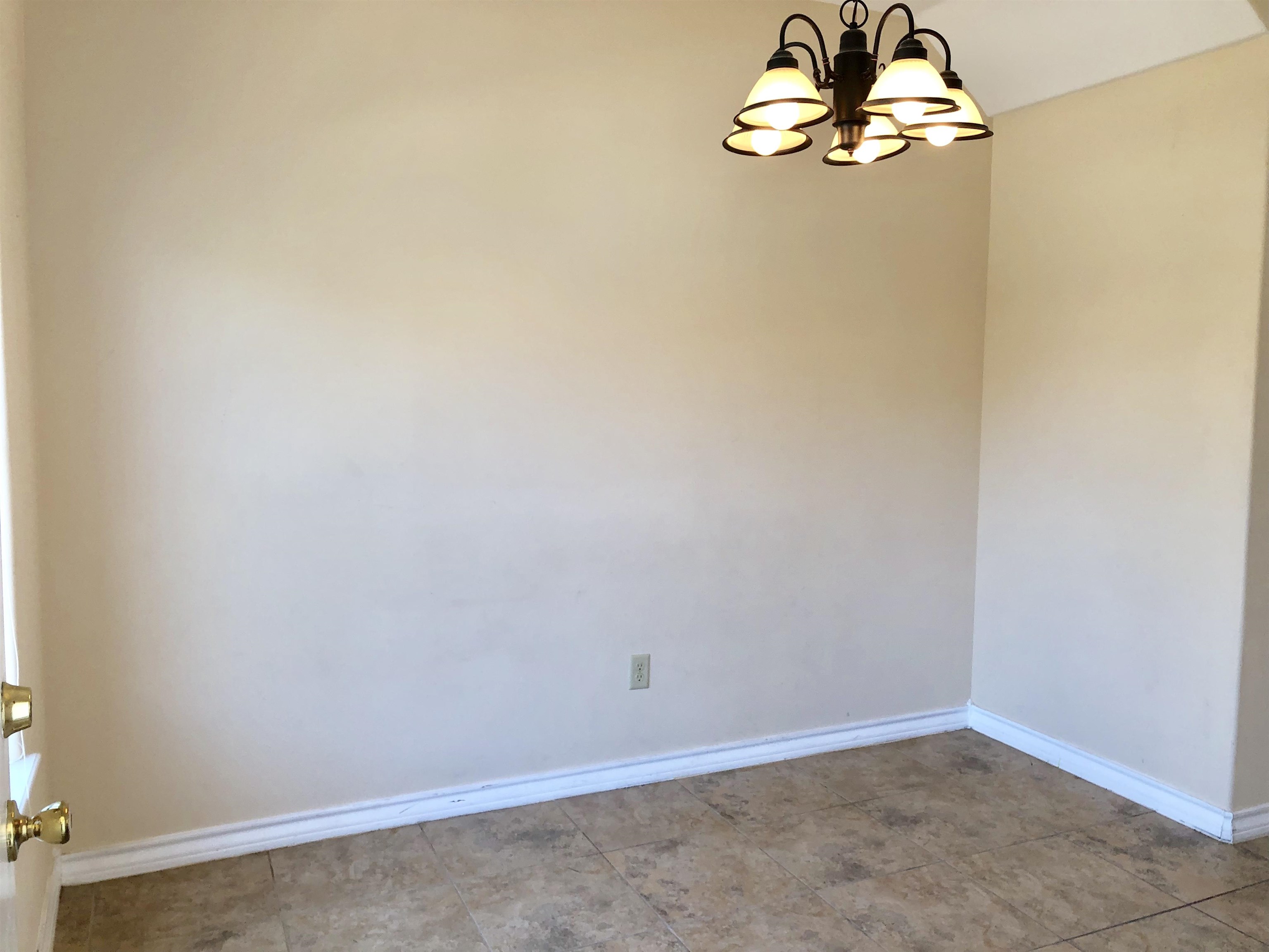 4246 Dorel Dr 21 Property Photo 6