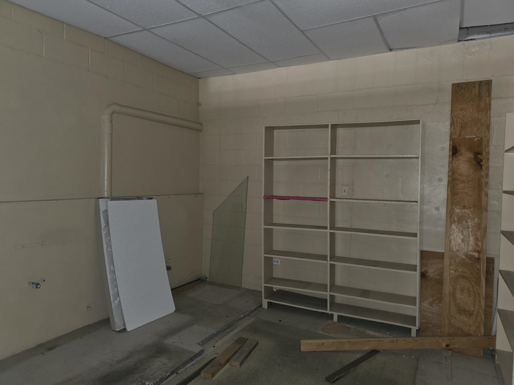 1301 Zaragoza St Property Photo 8