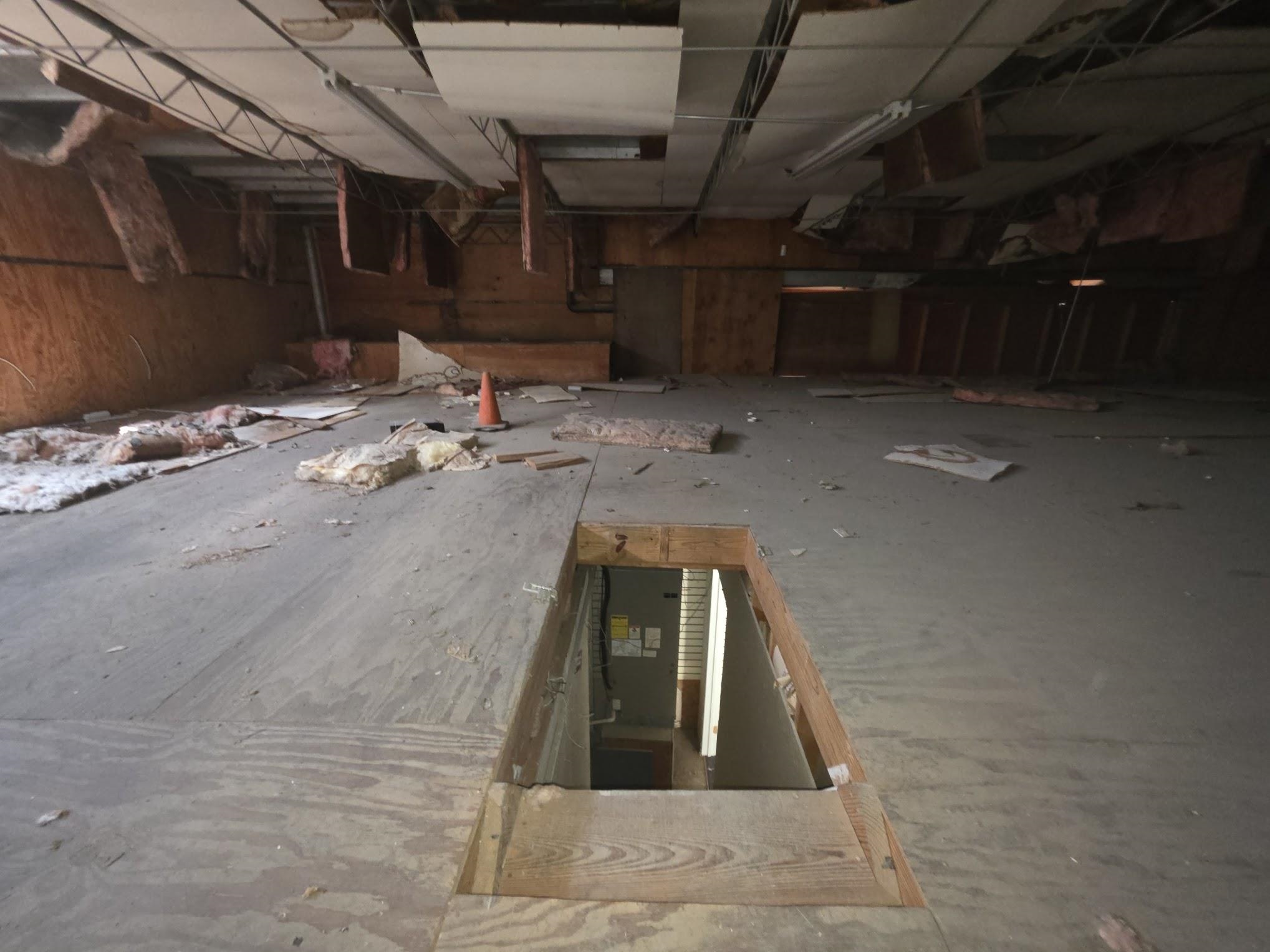 1301 Zaragoza St Property Photo 11