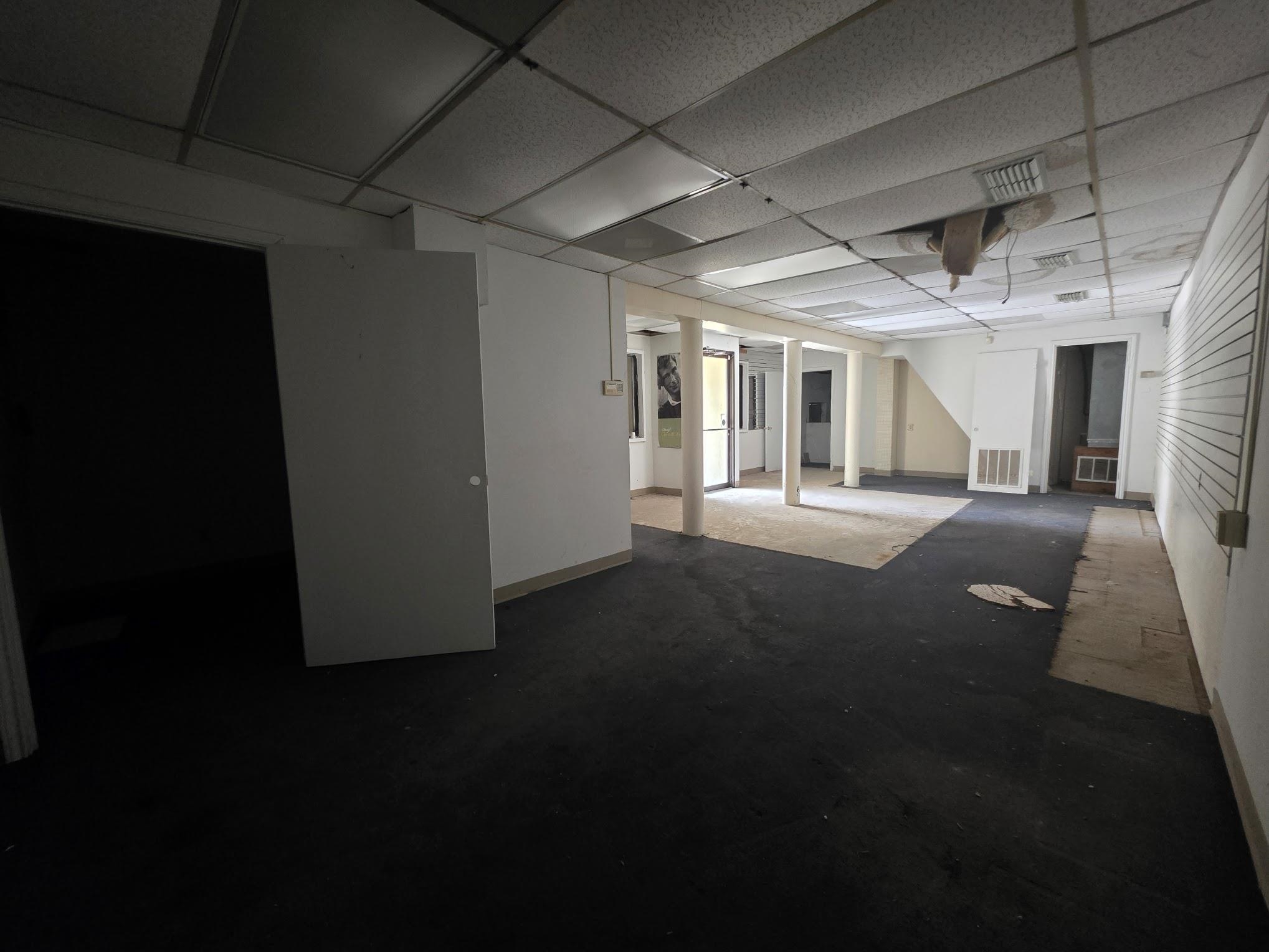 1301 Zaragoza St Property Photo 12