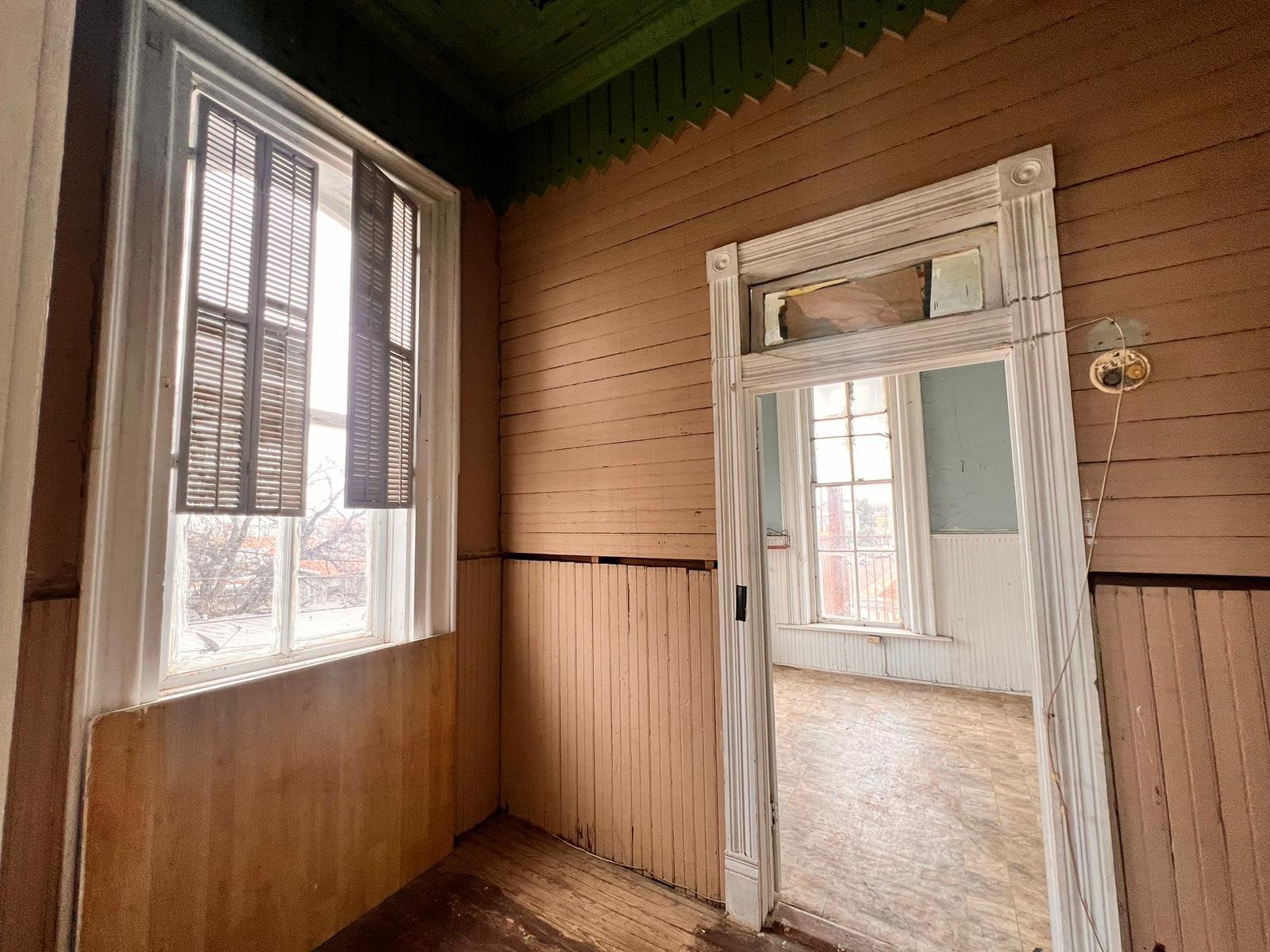 520 Davis Ave A Property Photo 11