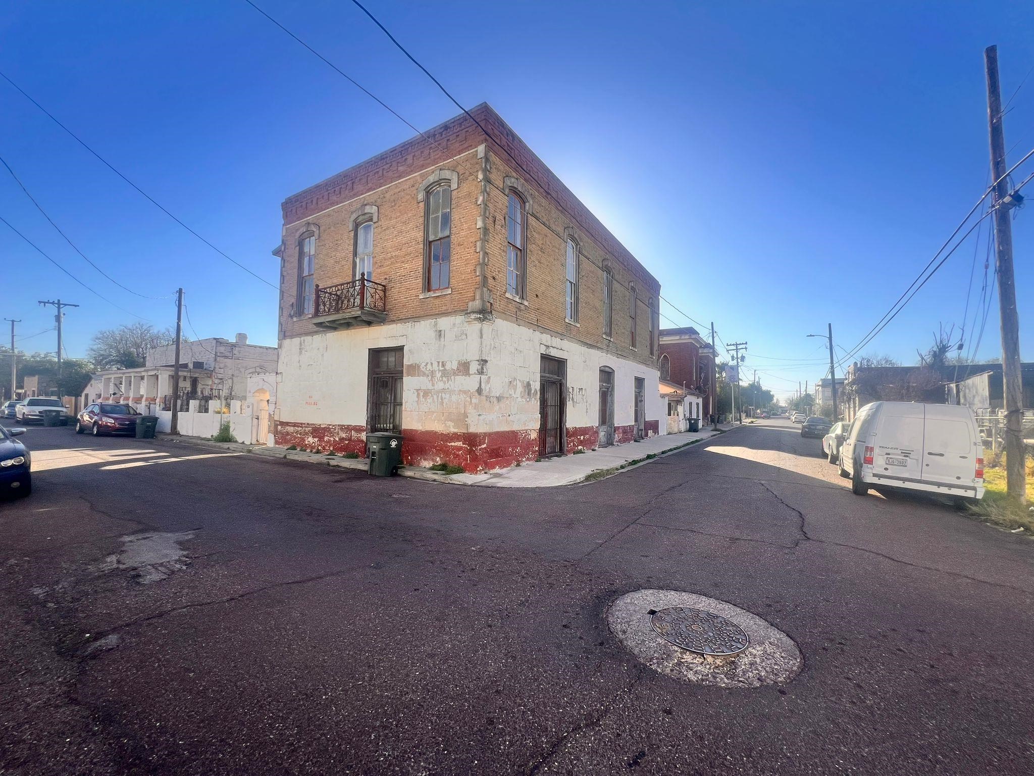520 Davis Ave A Property Photo 24