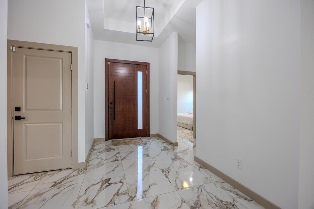 3912 Texas Dr. Property Photo 4
