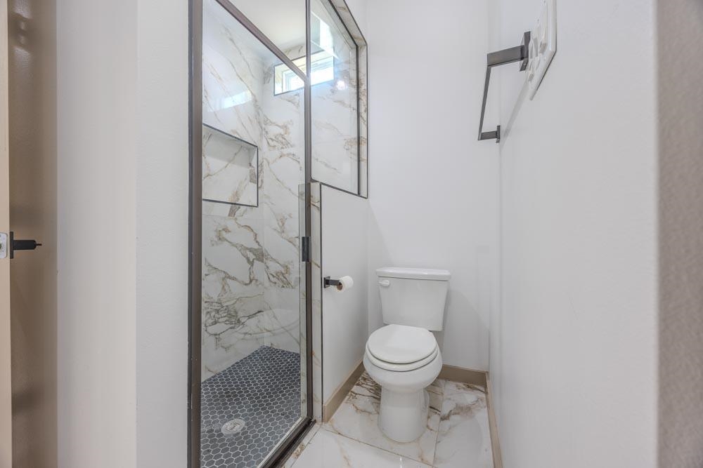 3912 Texas Dr. Property Photo 20