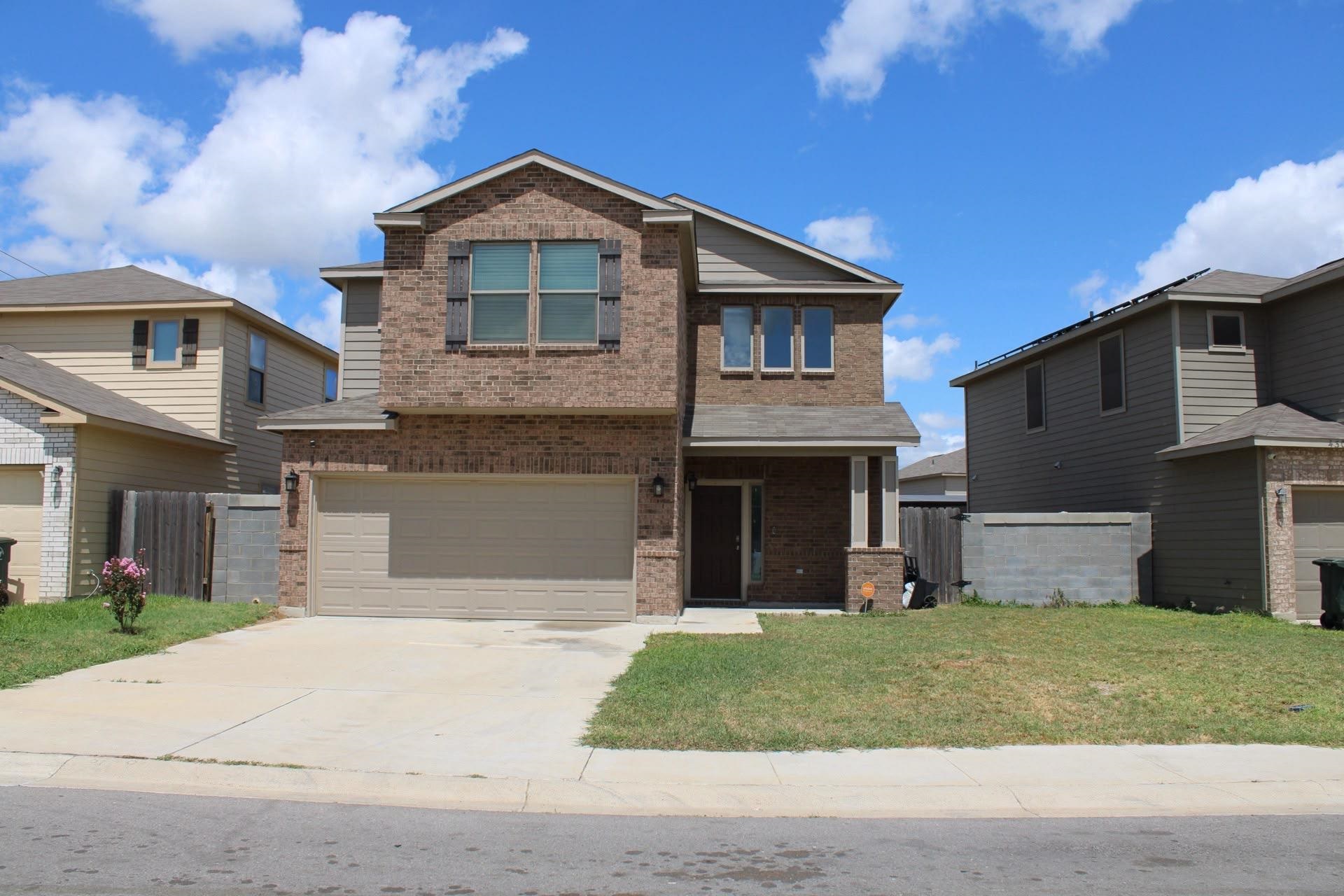 4304 Gabriela Ln. Property Photo