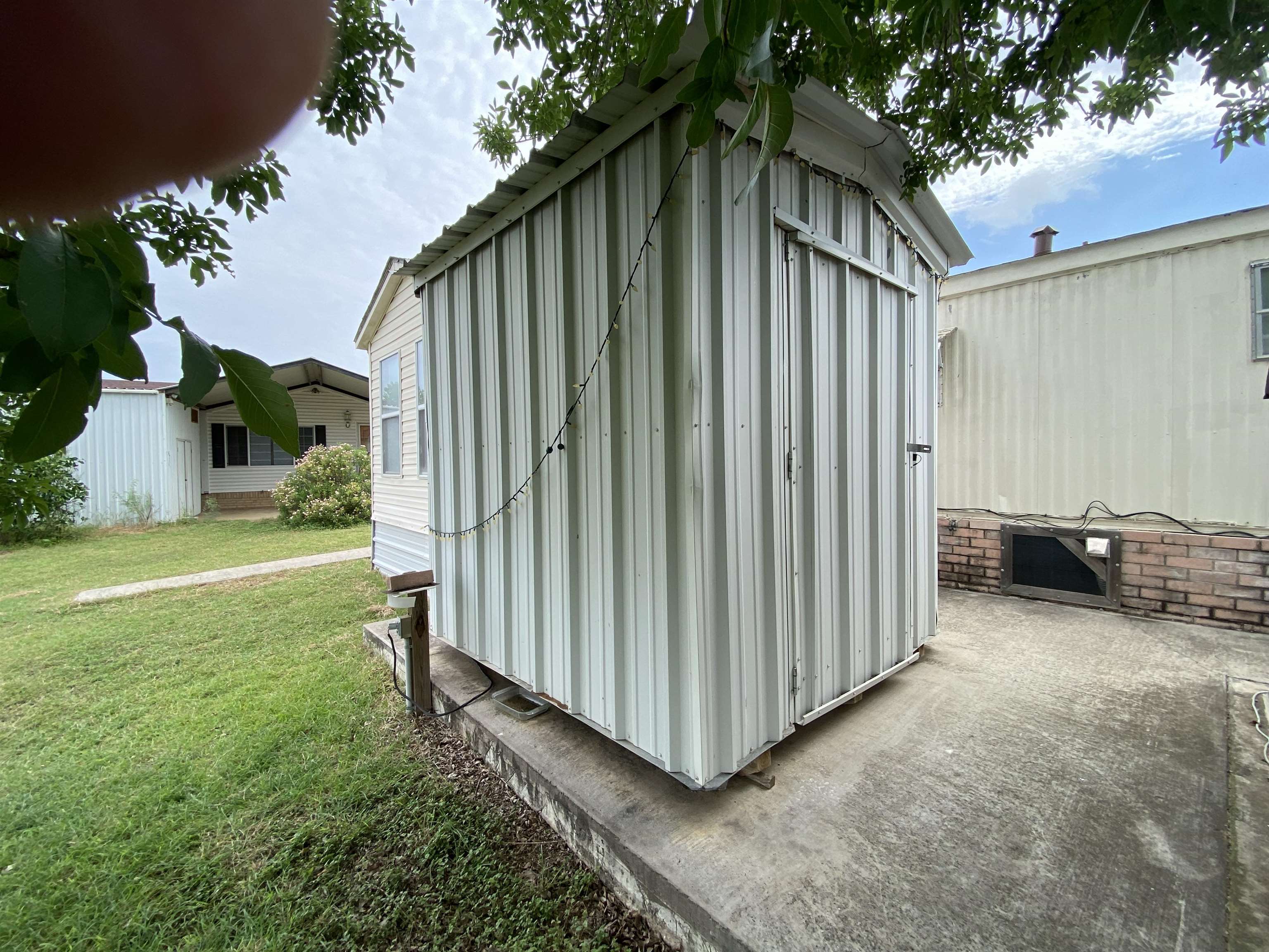 108 Autumn Ln. Property Photo 11