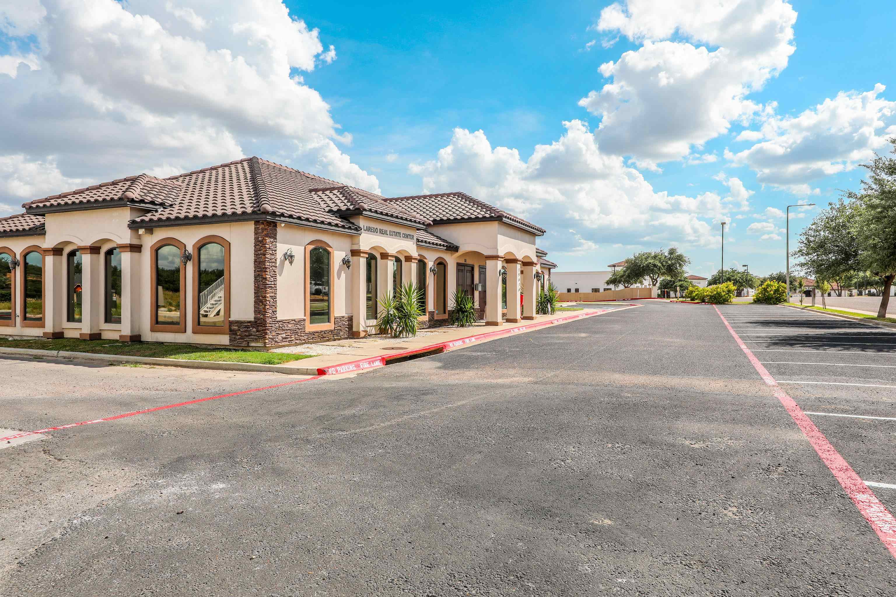 10414 Medical Lp Property Photo 5