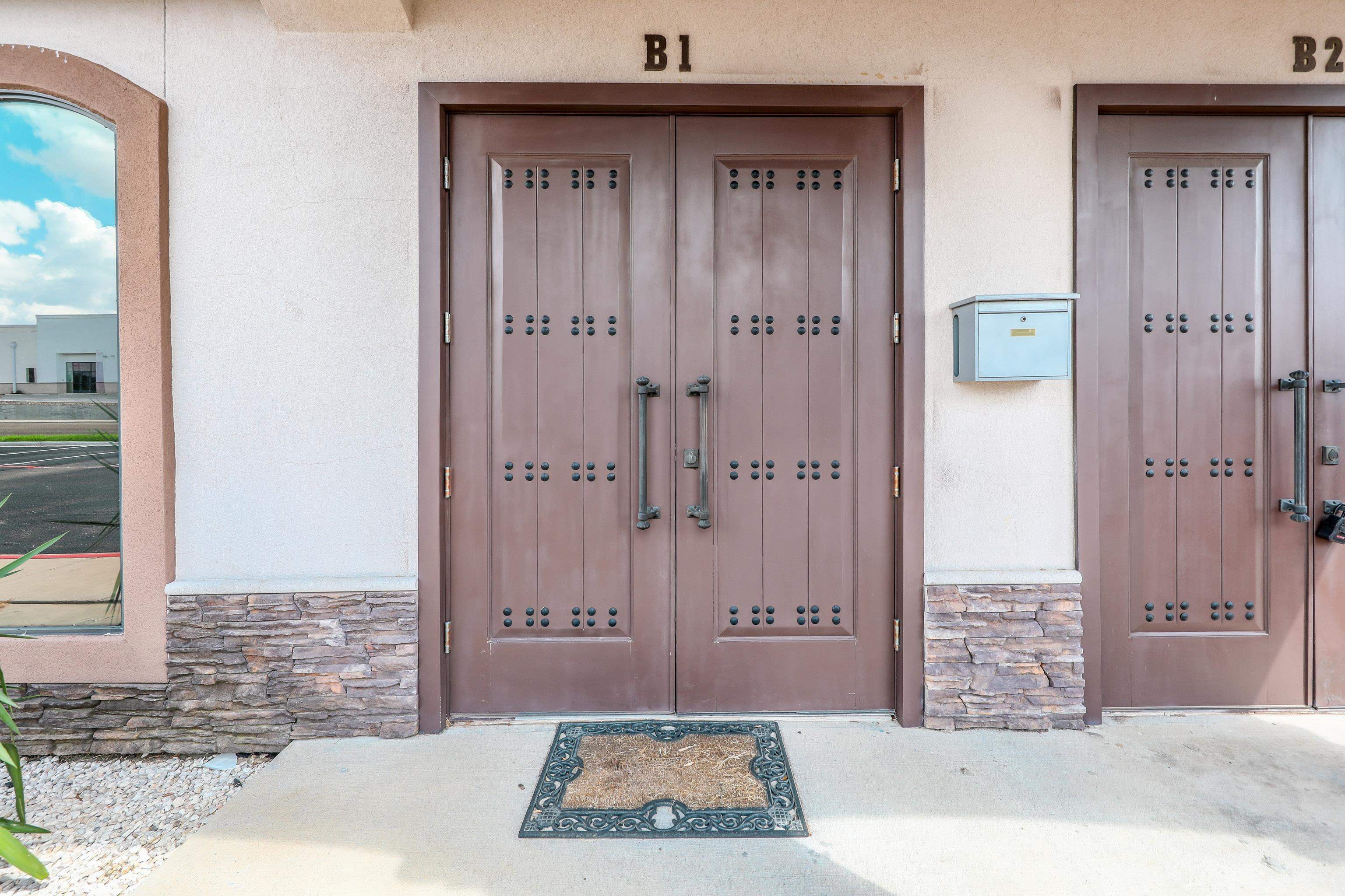10414 Medical Lp Property Photo 9
