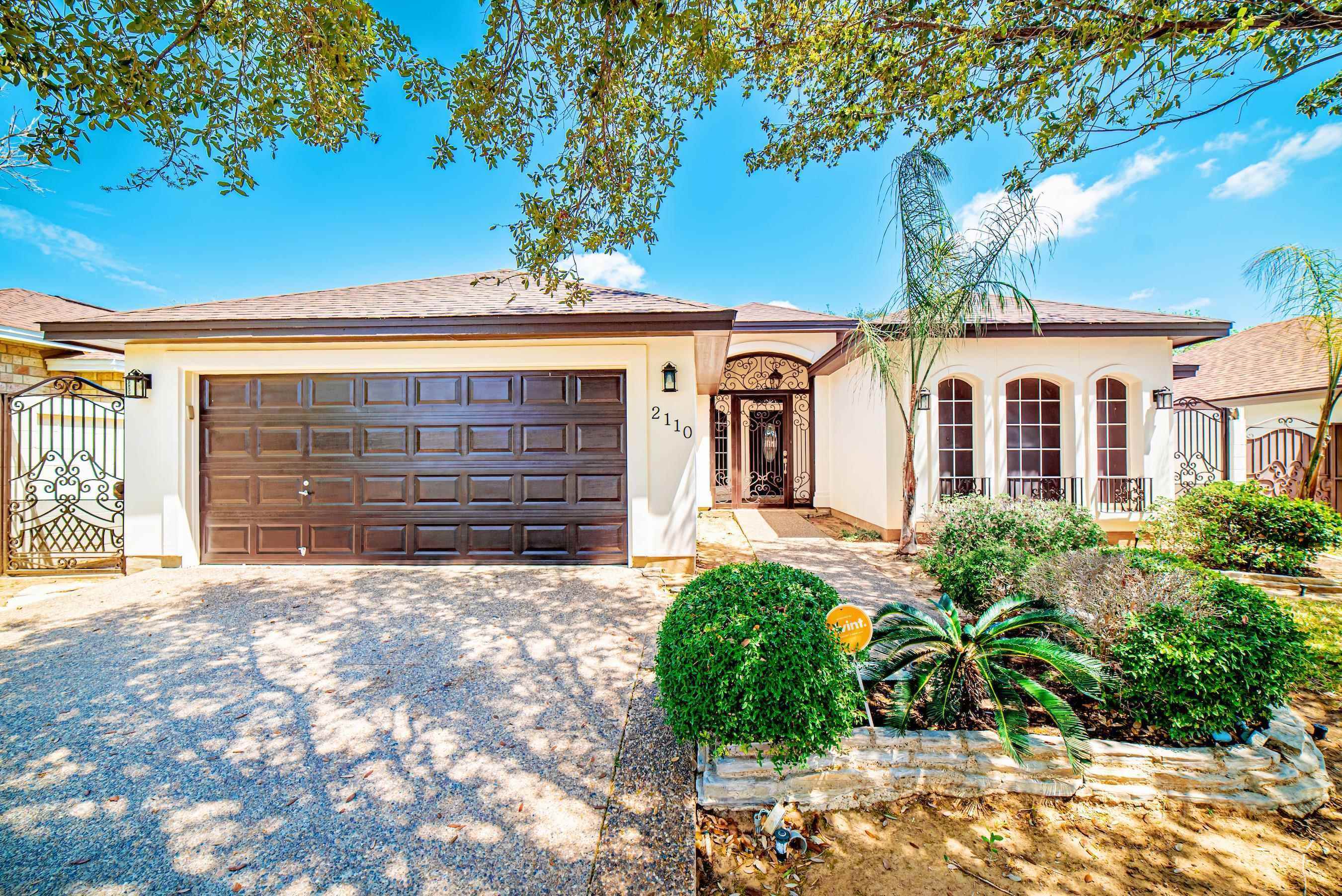 2110 Lima Lp Property Photo 1