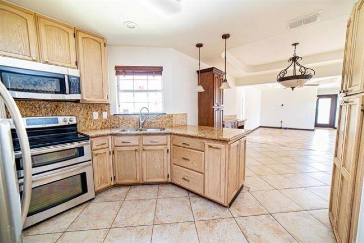 2110 Lima Lp Property Photo 17