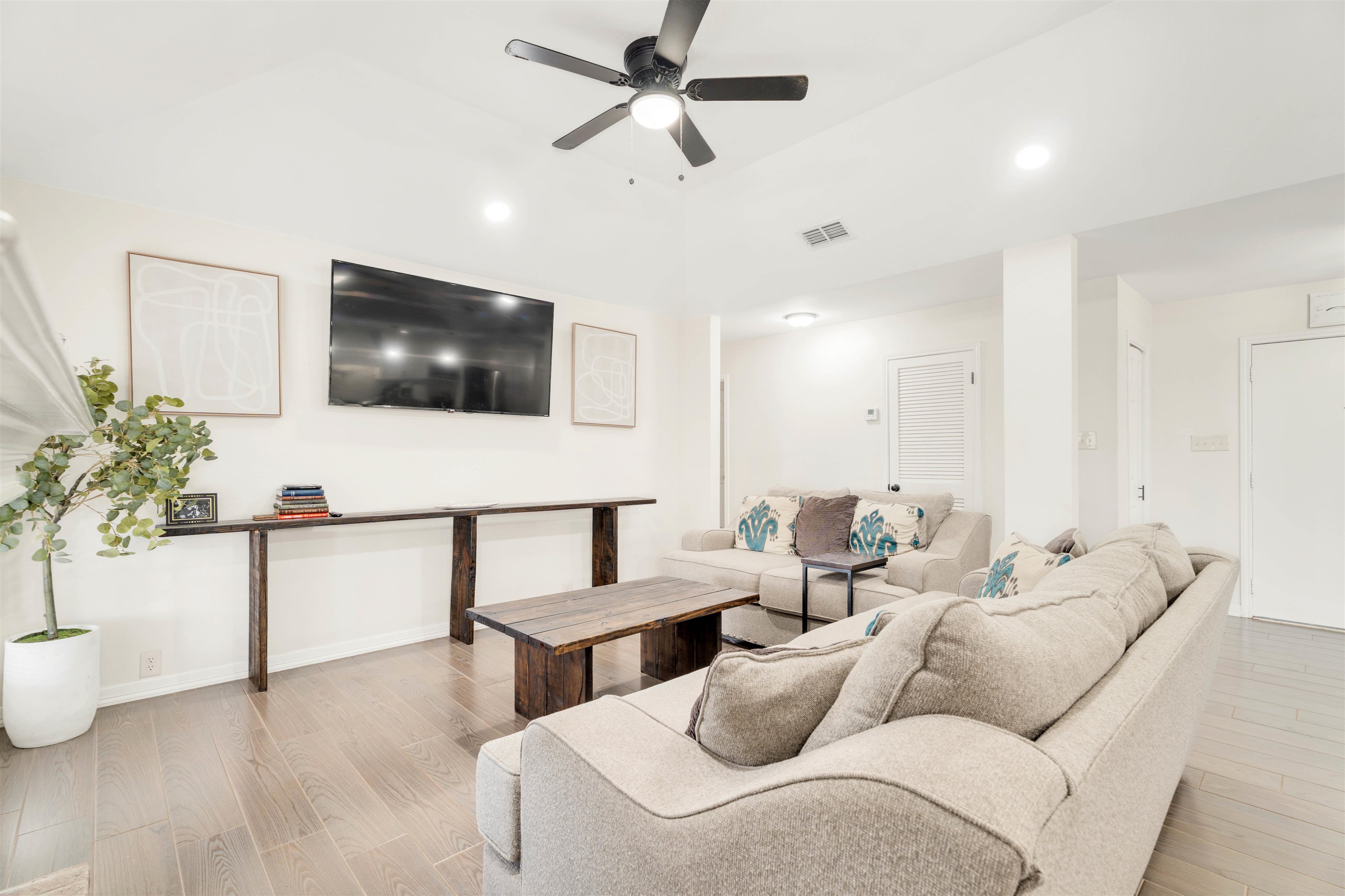 1602 2nd St Property Photo 7
