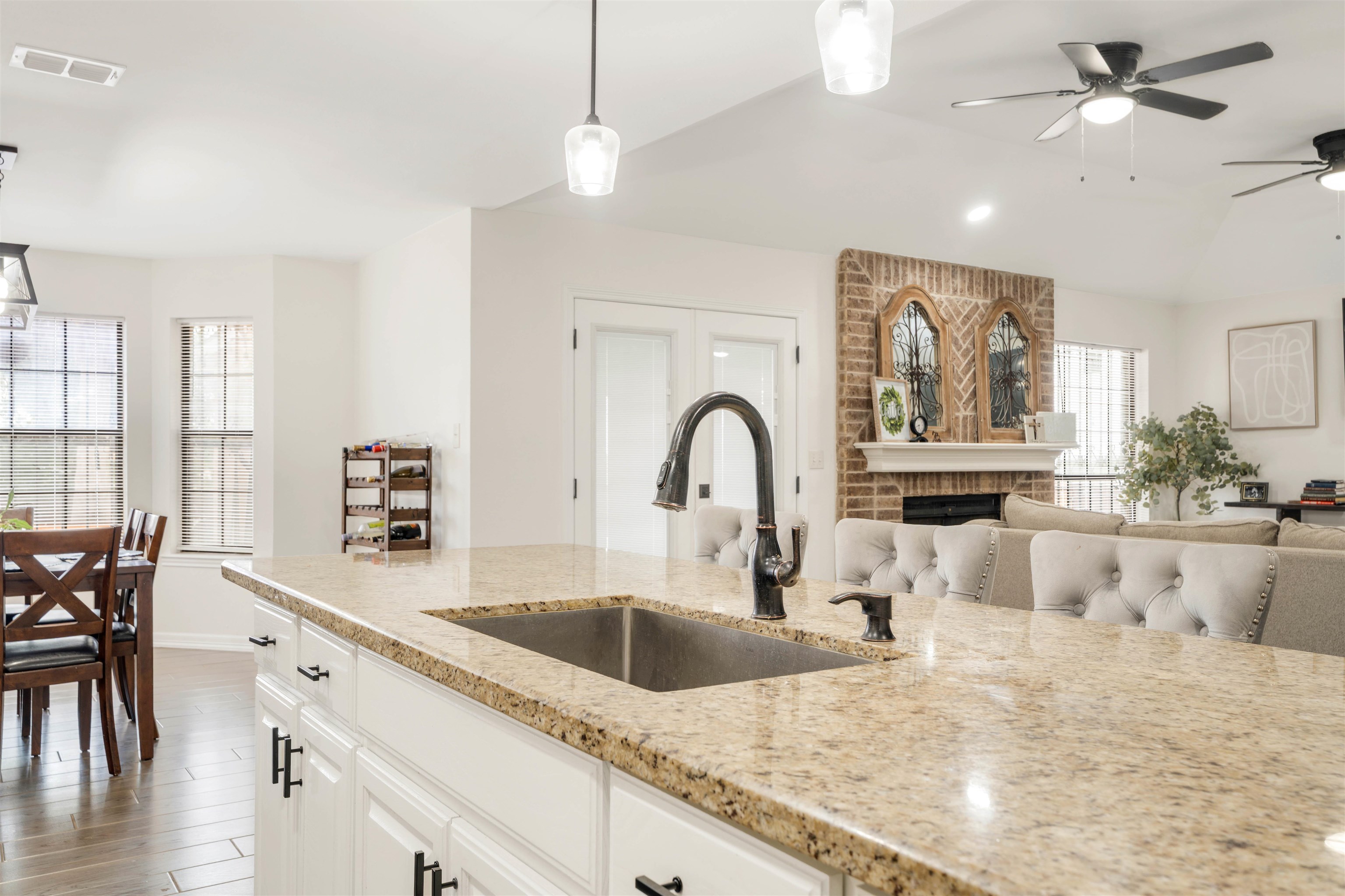1602 2nd St Property Photo 12