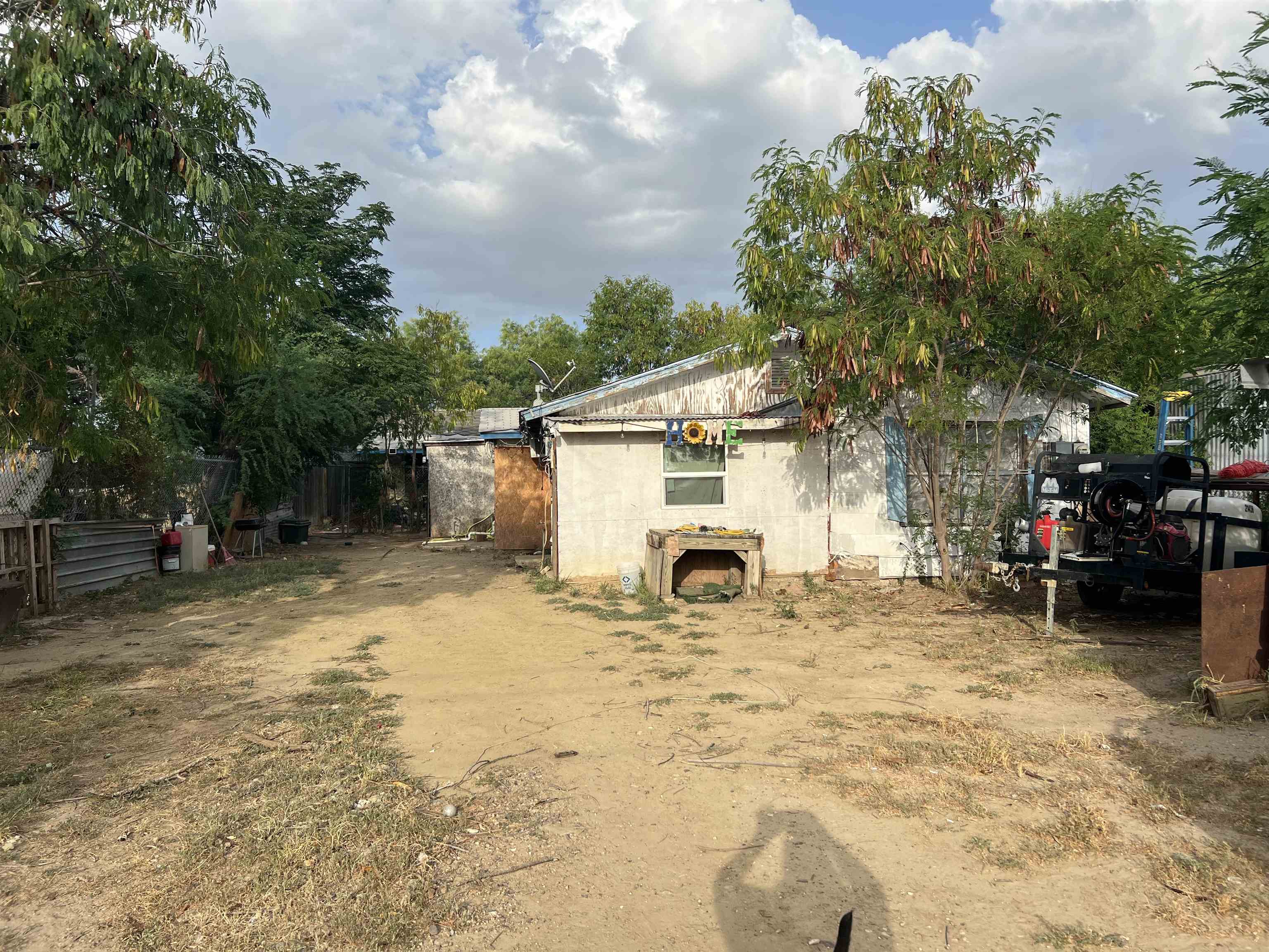 2715 Cedar Ave Property Photo 1